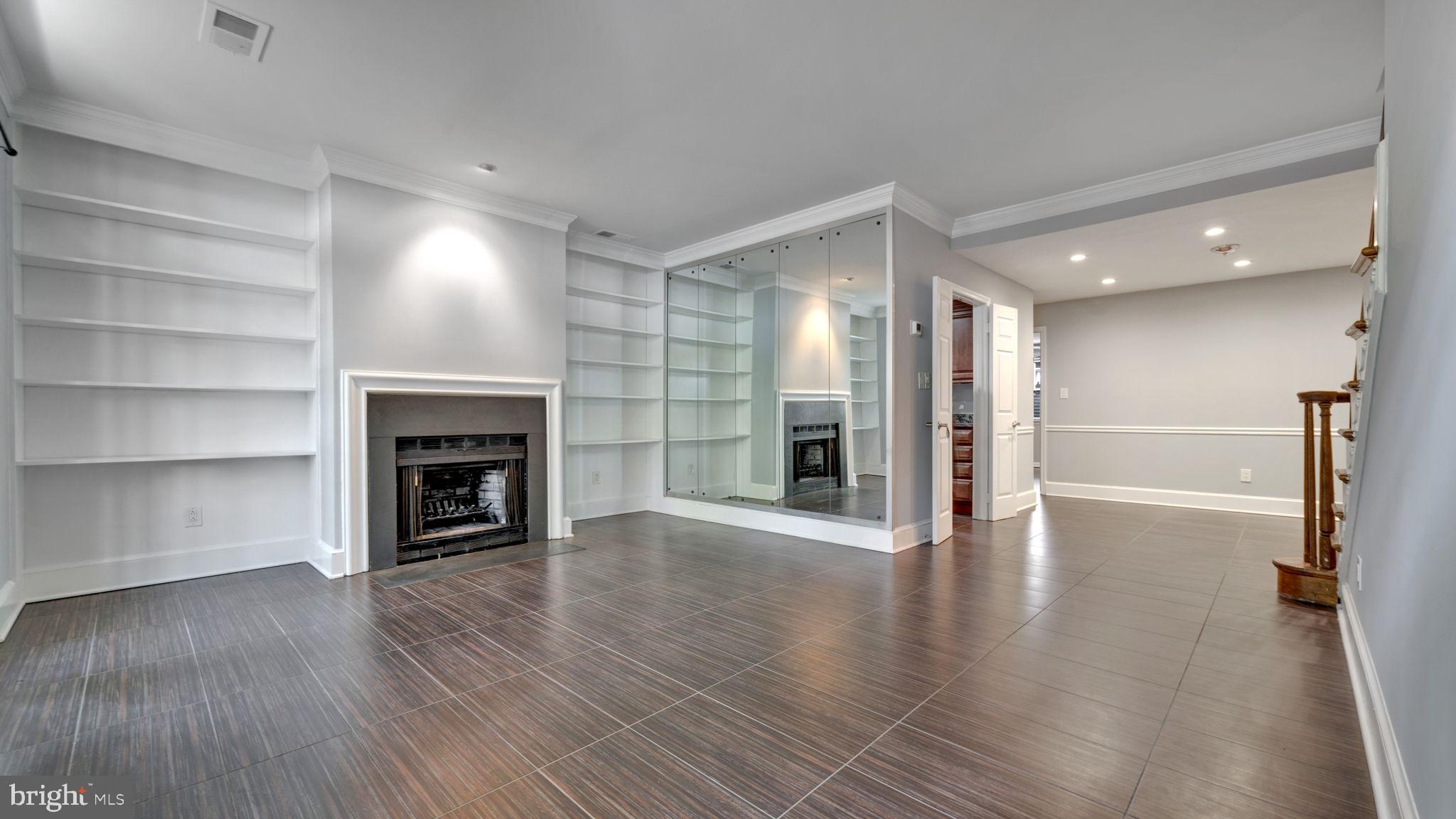 RANDOLPH SQUARE - Residential Lease