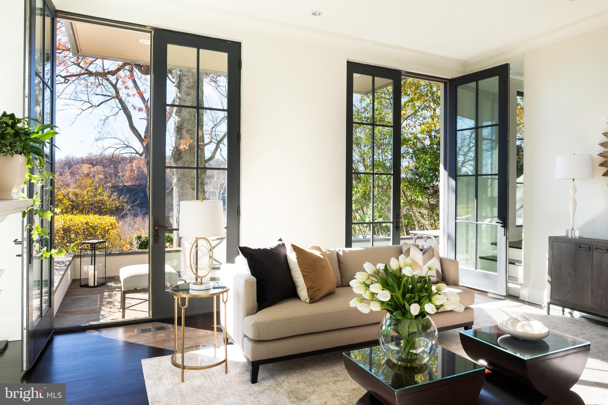 5431 POTOMAC AVENUE NW