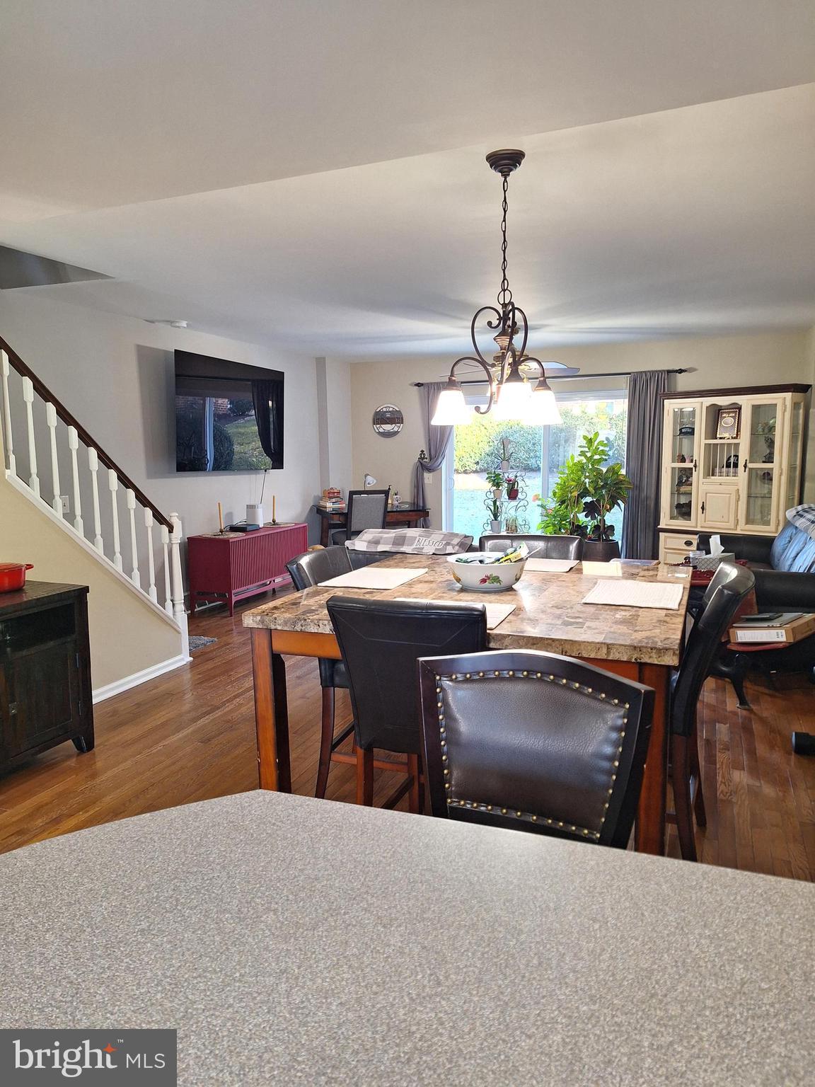 WESTON VILLAGE - Residential