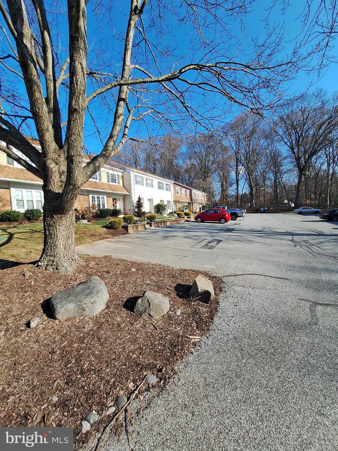 WESTON VILLAGE - Residential