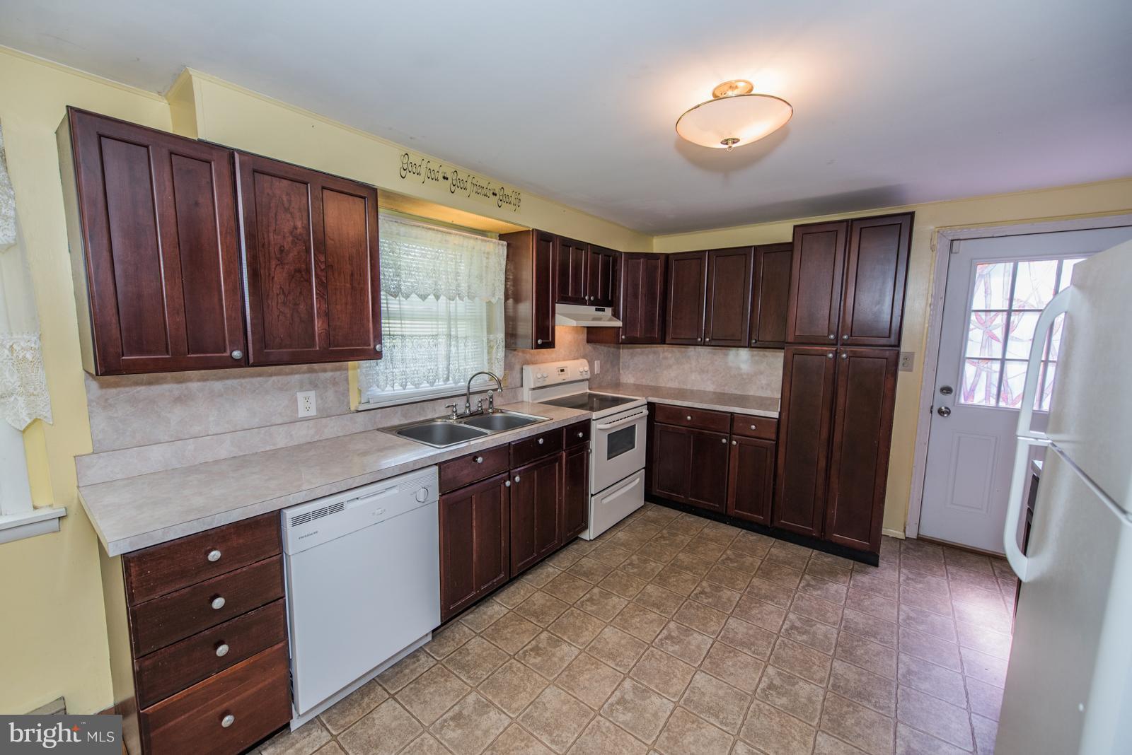 BERKELEY STATION - Residential Lease