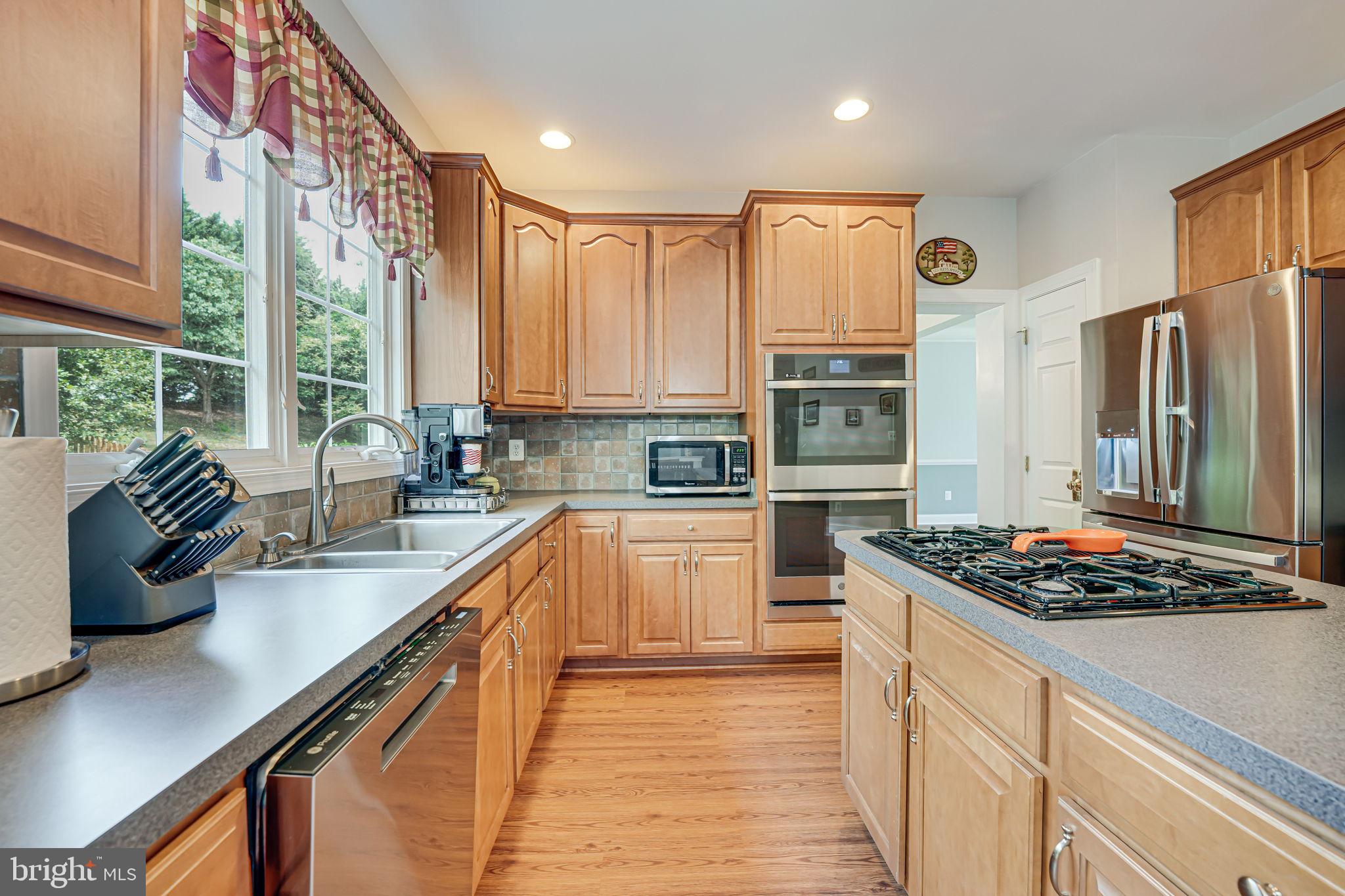 DOMINION VALLEY COUNTRY CLUB - Residential