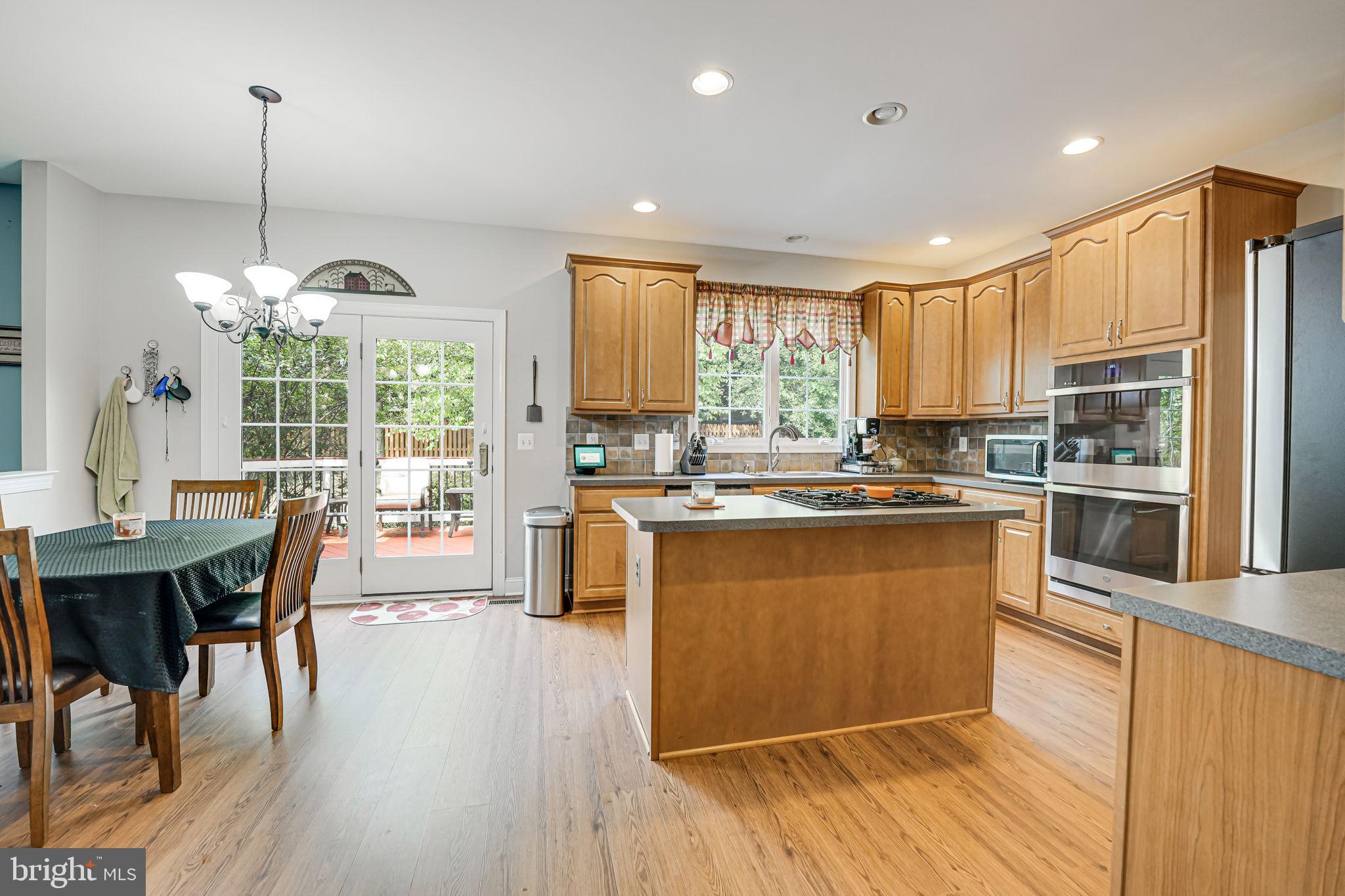 DOMINION VALLEY COUNTRY CLUB - Residential