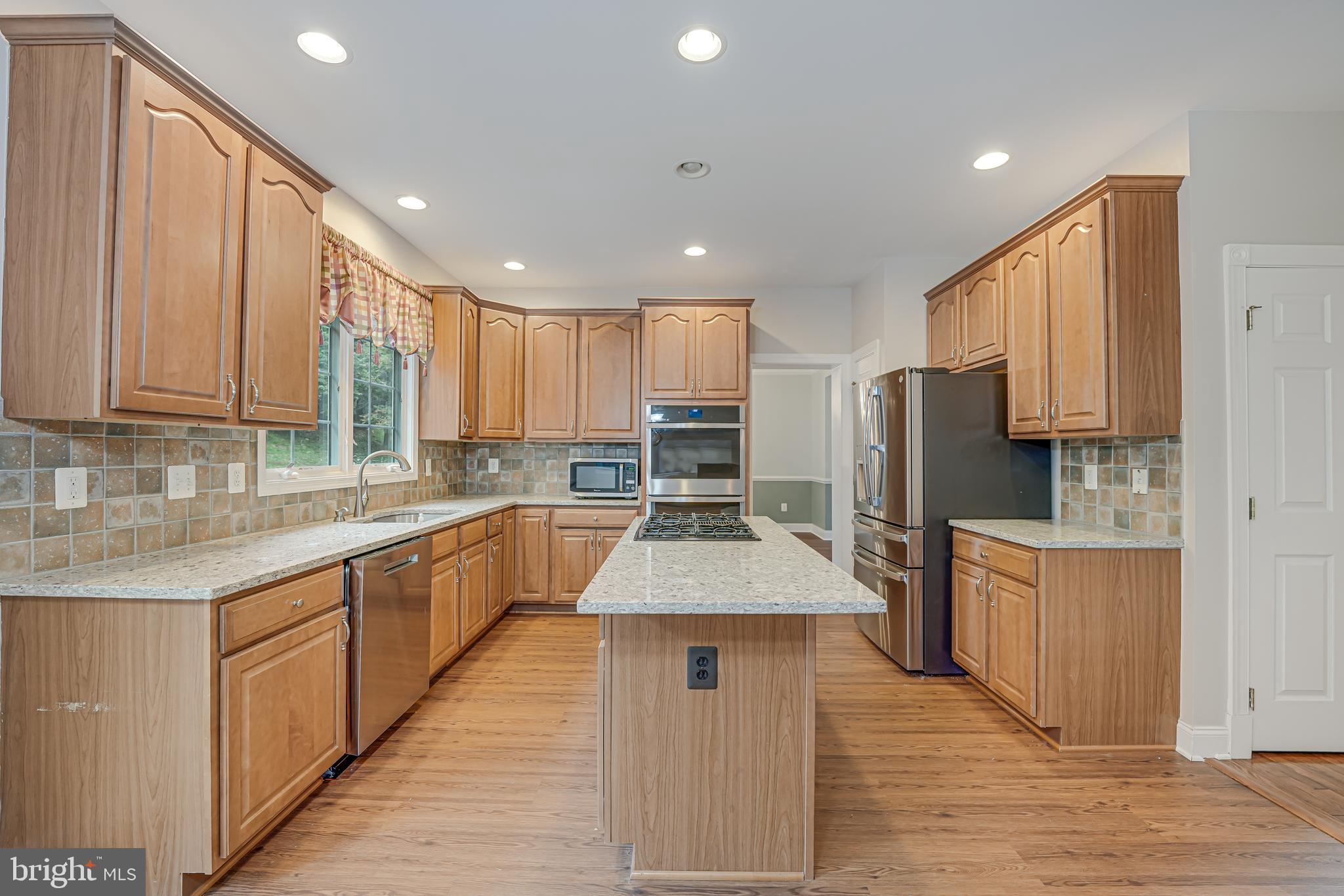 DOMINION VALLEY COUNTRY CLUB - Residential