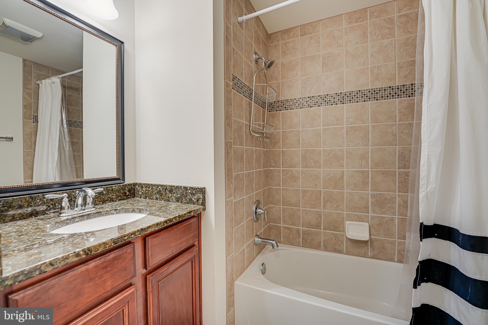 DOMINION VALLEY COUNTRY CLUB - Residential