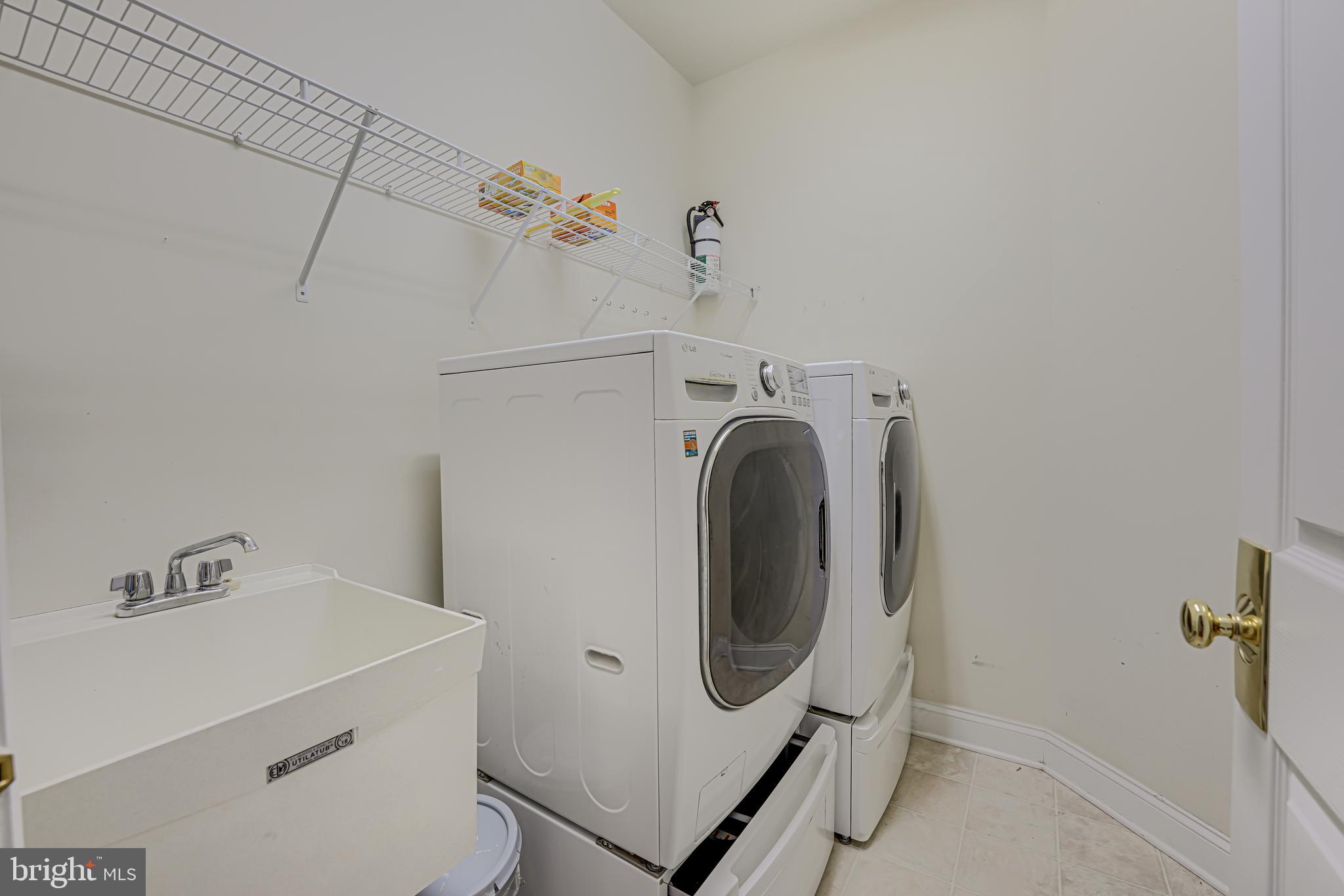 DOMINION VALLEY COUNTRY CLUB - Residential