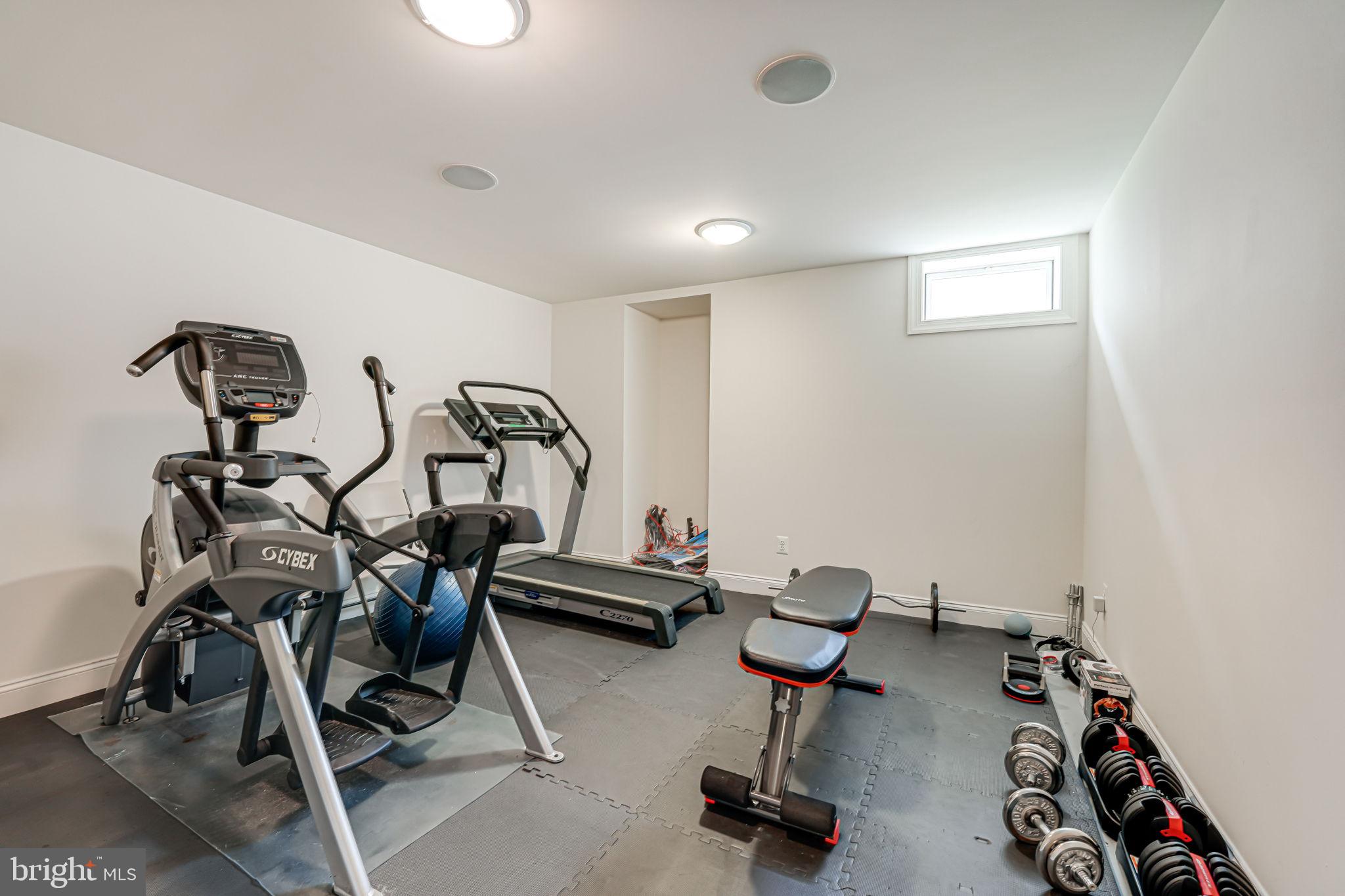 DOMINION VALLEY COUNTRY CLUB - Residential