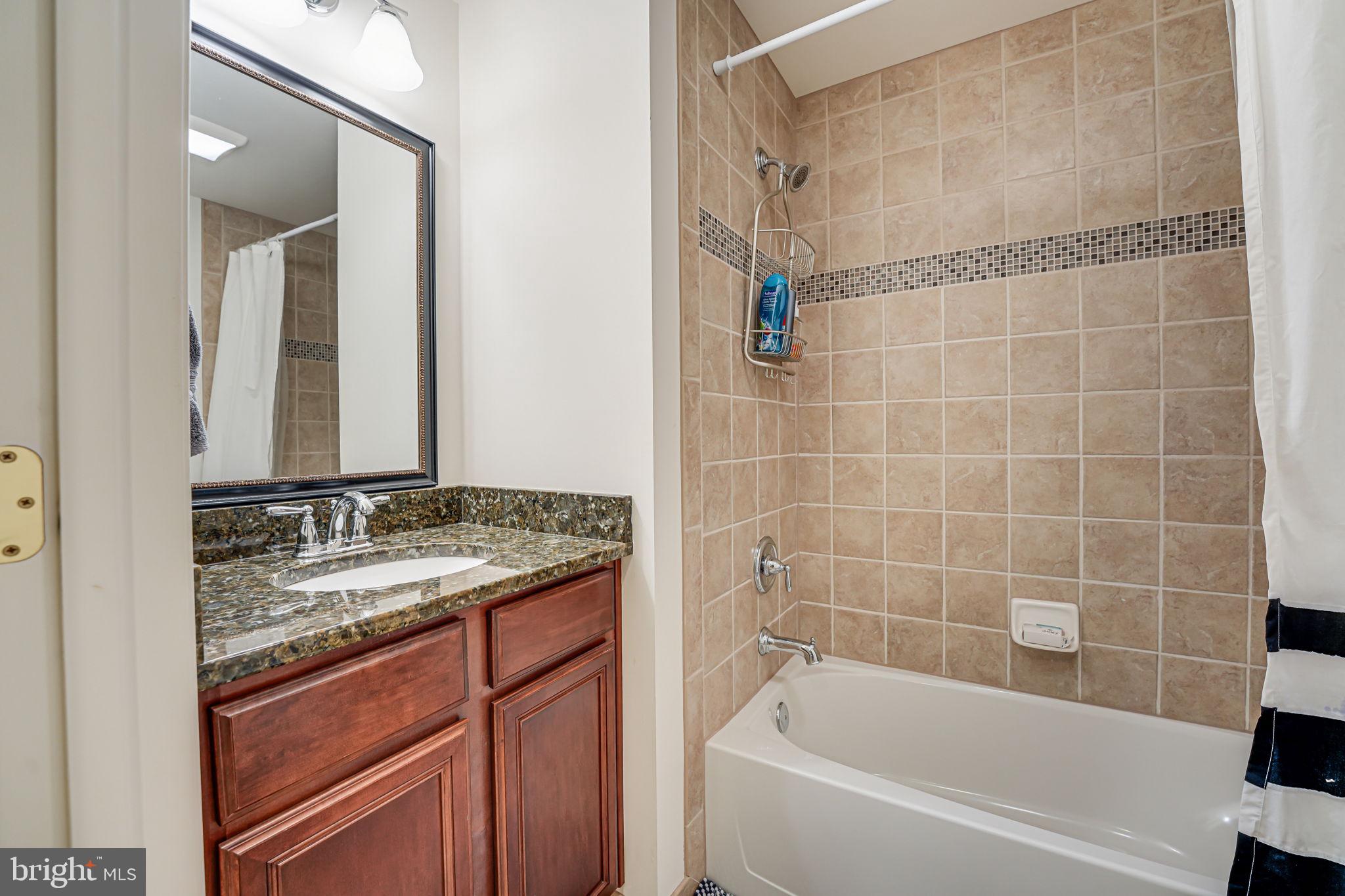 DOMINION VALLEY COUNTRY CLUB - Residential