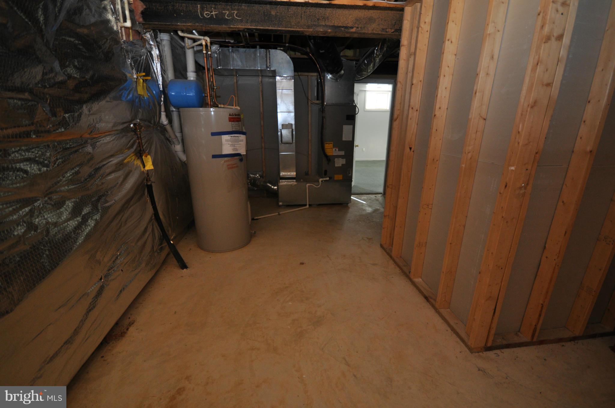 ROUND HILL - Residential