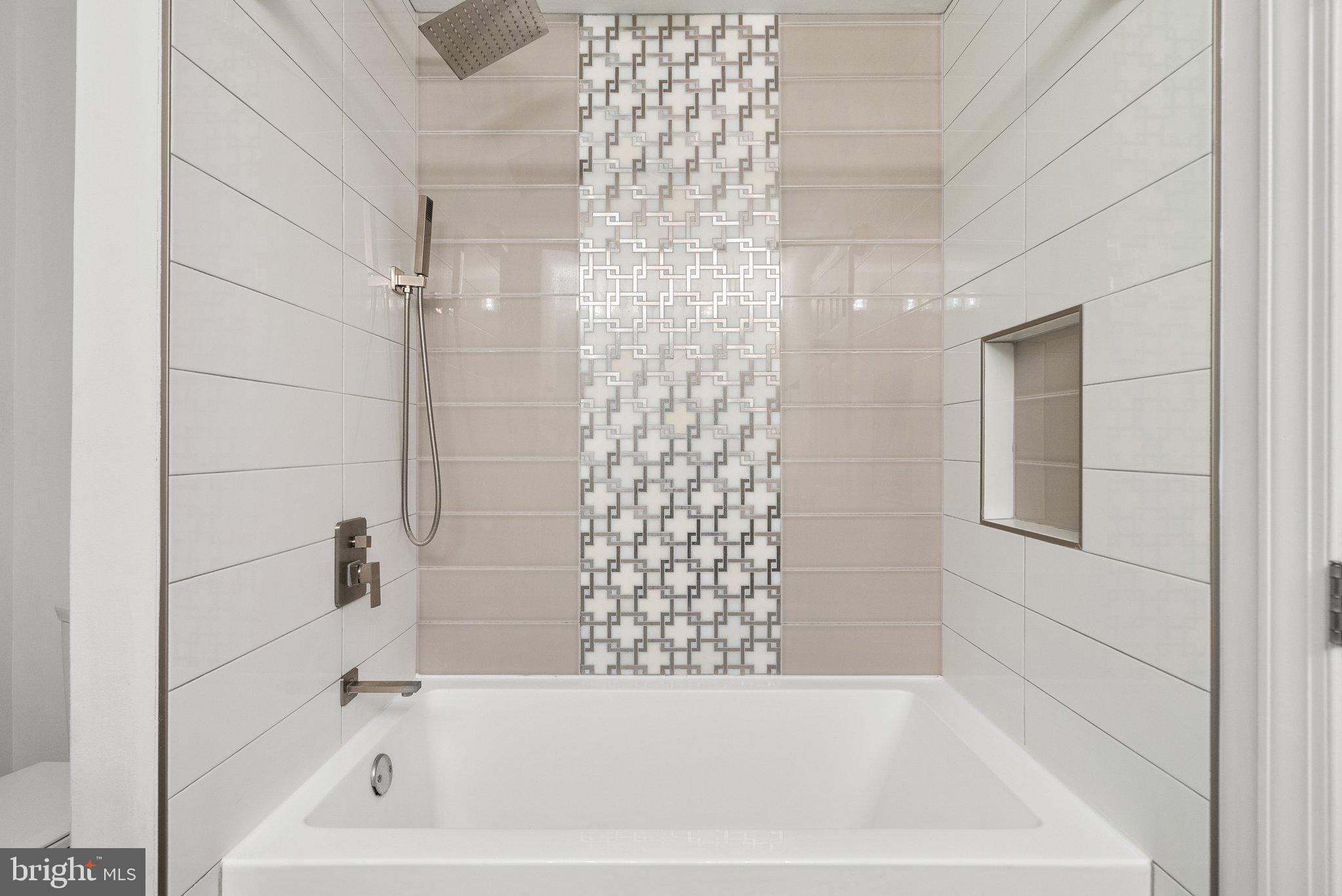 MADRILLON SPRINGS - Residential Lease