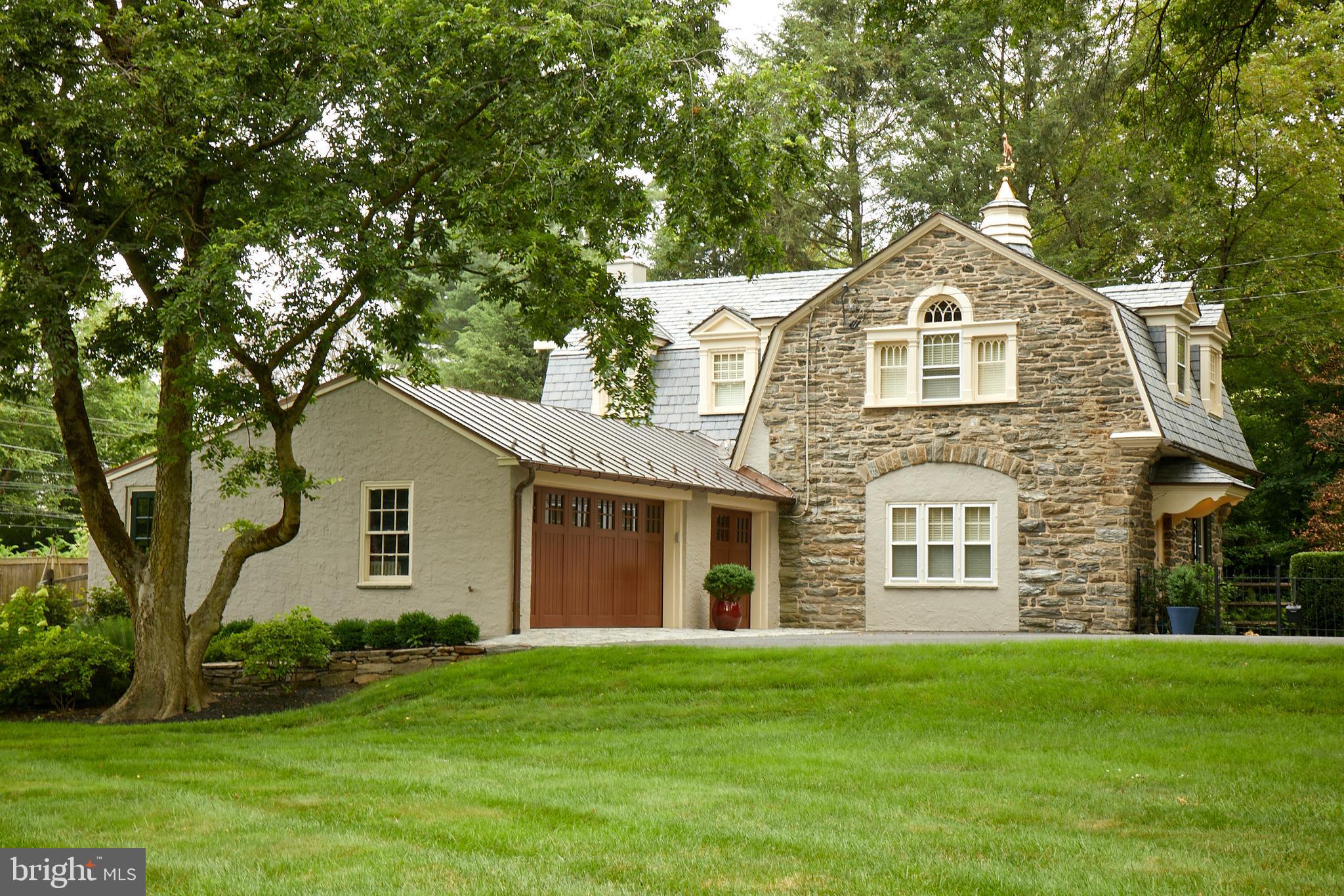 CHESTNUT HILL - Residential