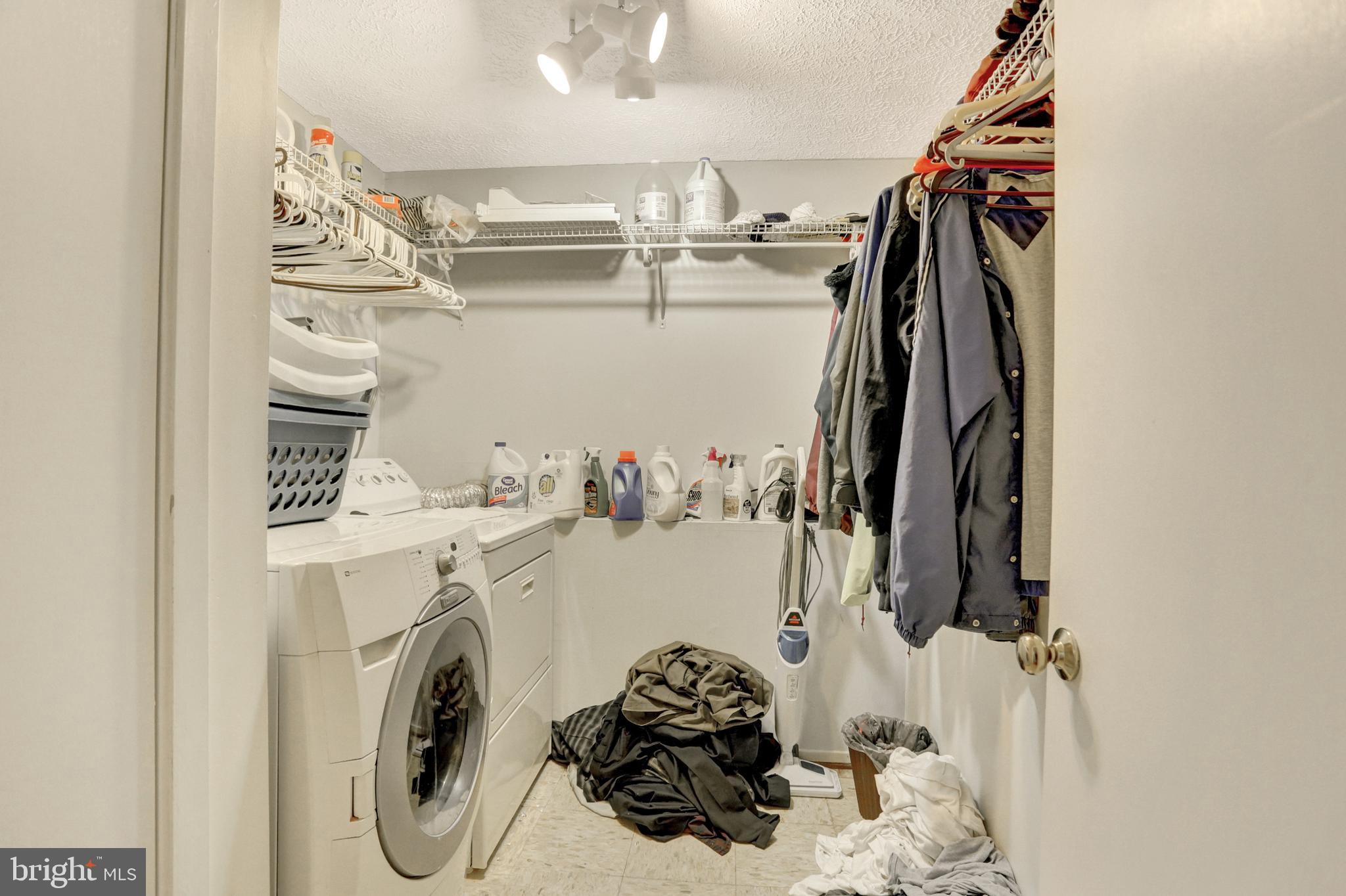 HERITAGE FARMS - Residential