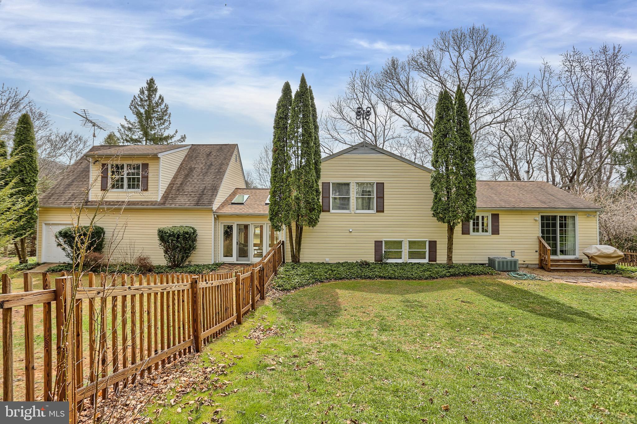 HERITAGE FARMS - Residential