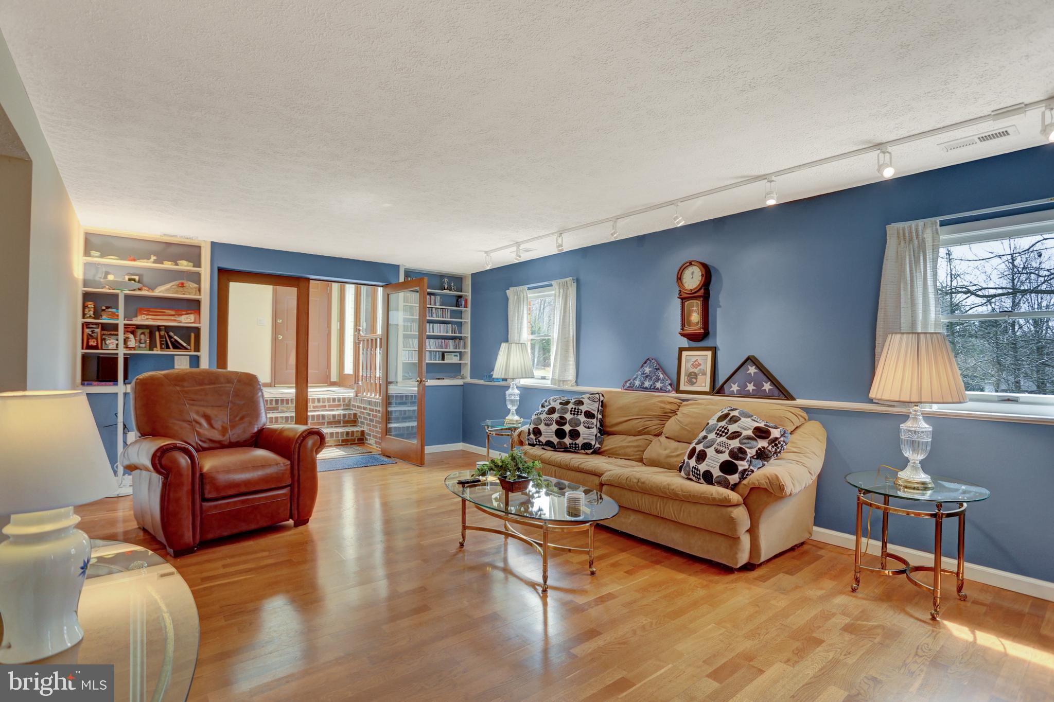 HERITAGE FARMS - Residential