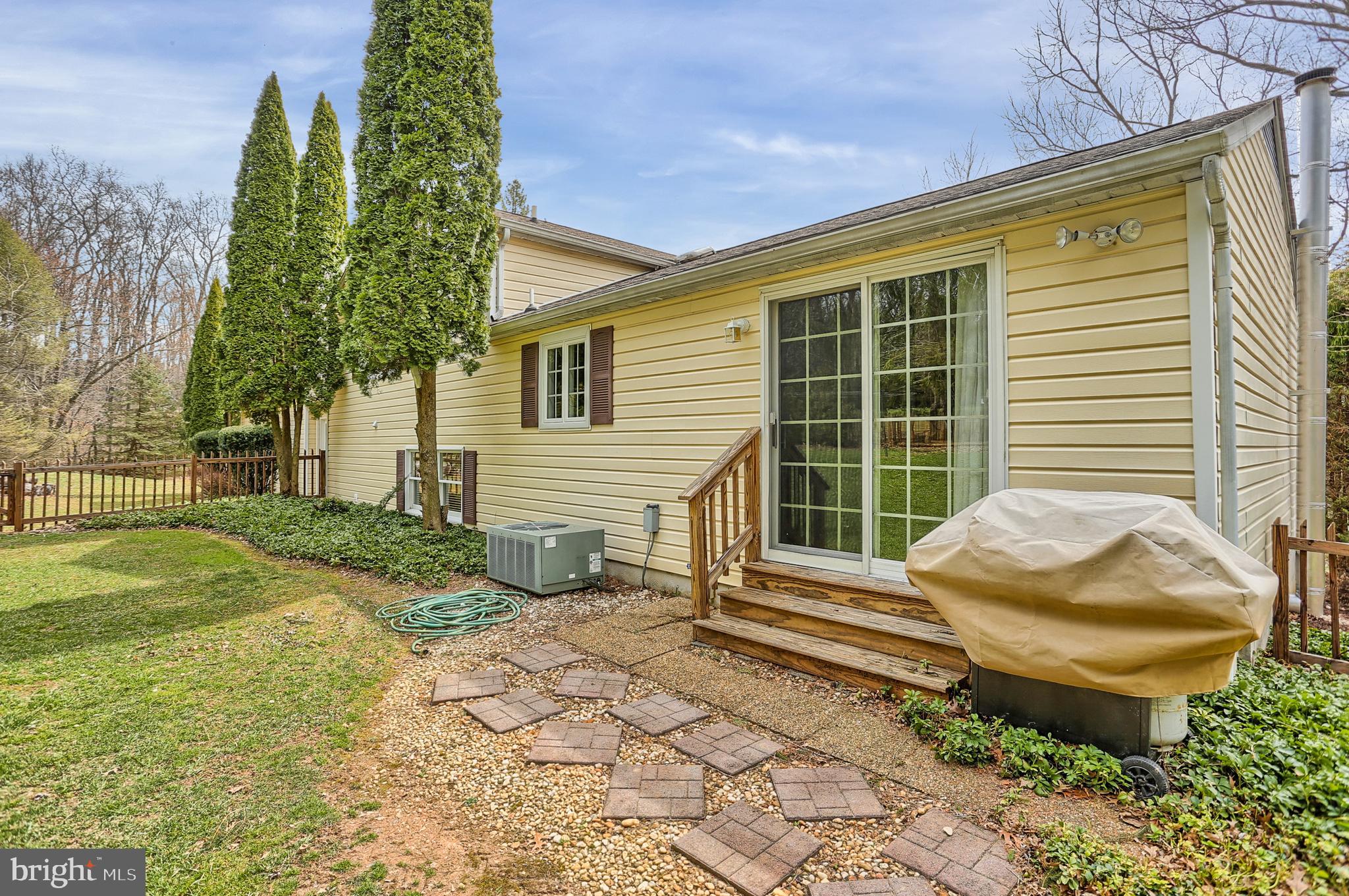 HERITAGE FARMS - Residential