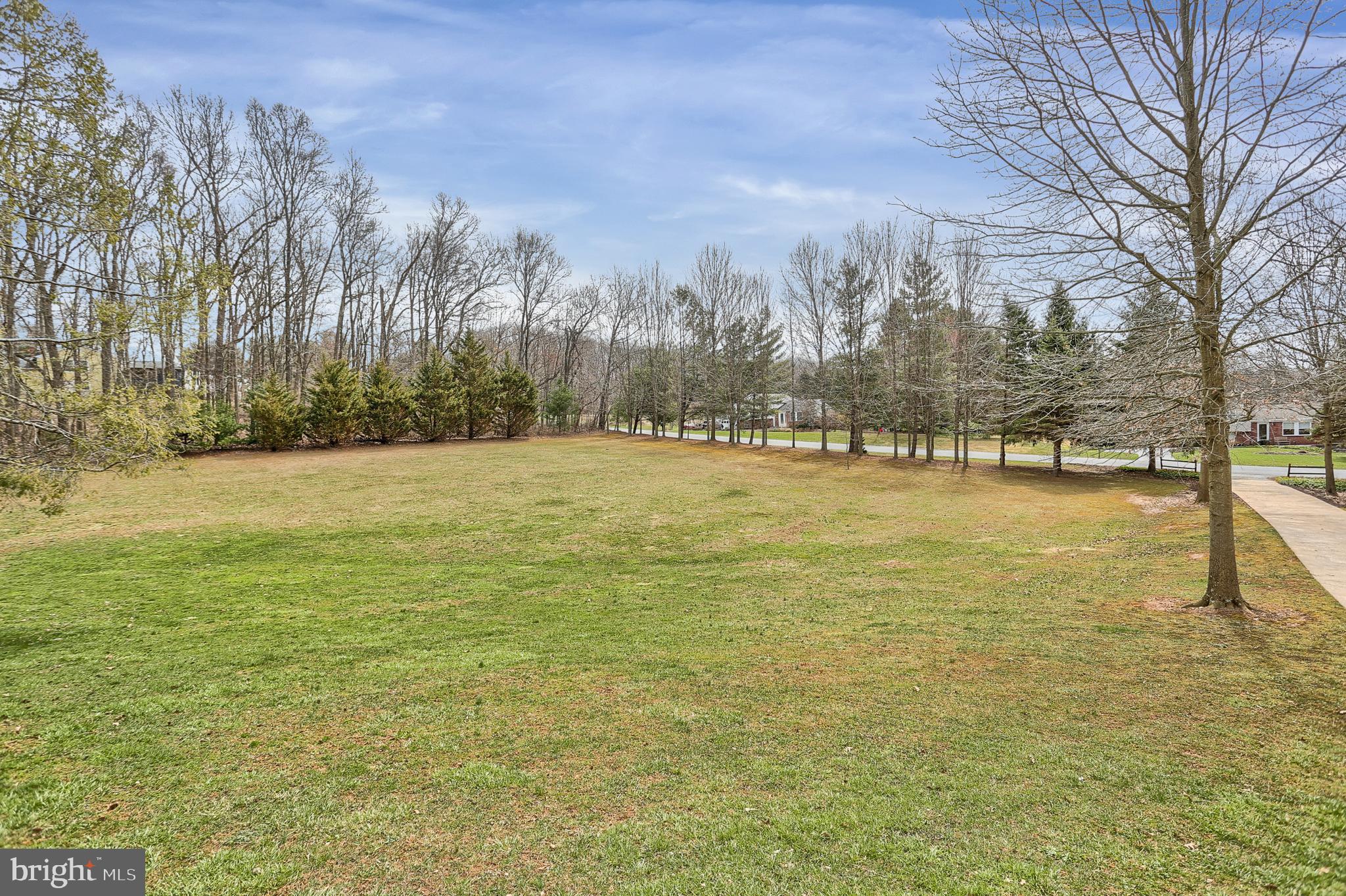 HERITAGE FARMS - Residential