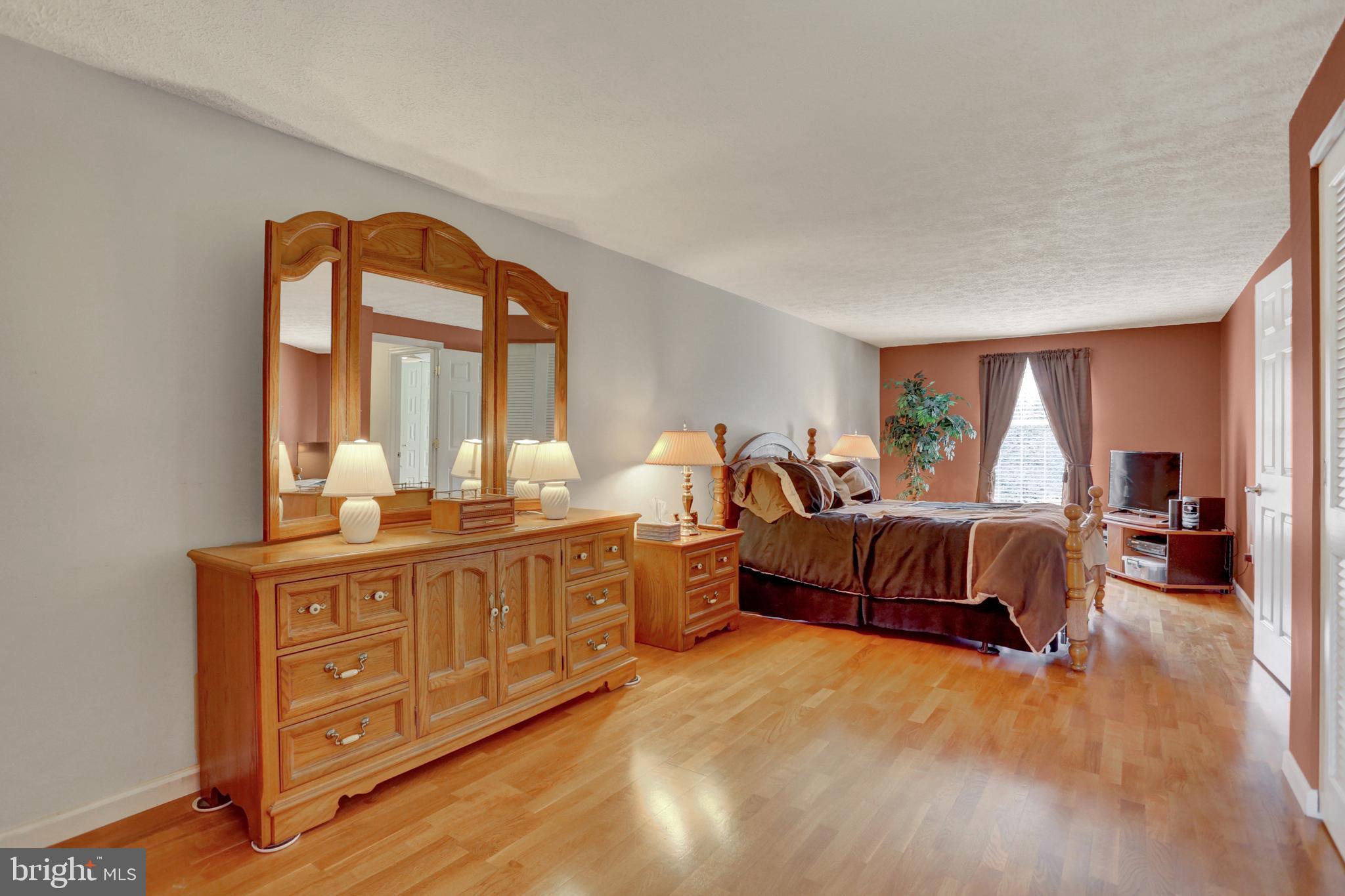 HERITAGE FARMS - Residential