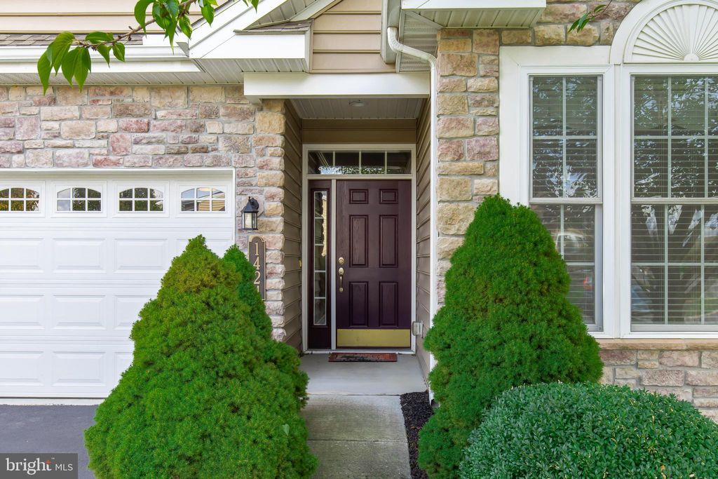 Photo of 1424 Emerson Drive, MOUNT JOY, PA 17552 (MLS # PALA2058926)