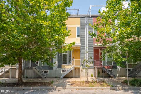Photo of 428 E Oliver Street, BALTIMORE, MD 21202 (MLS # MDBA2228404)