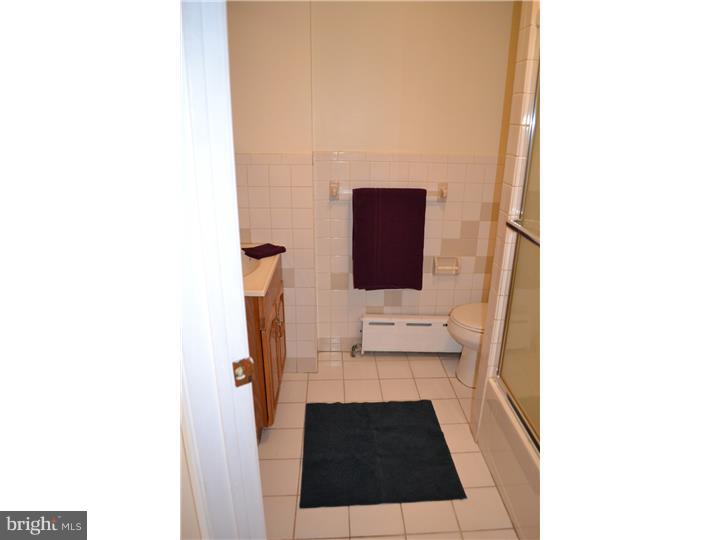 POINT BREEZE - Residential Lease