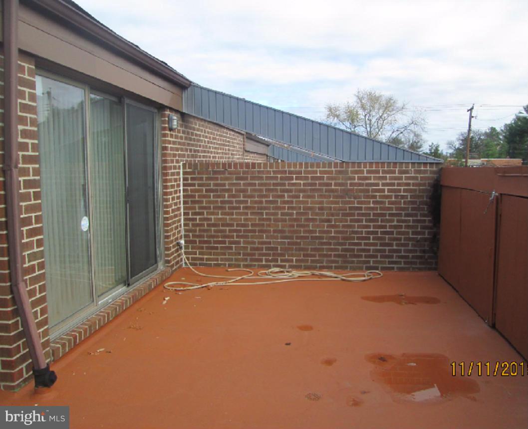 PARK HEIGHTS - Residential Lease