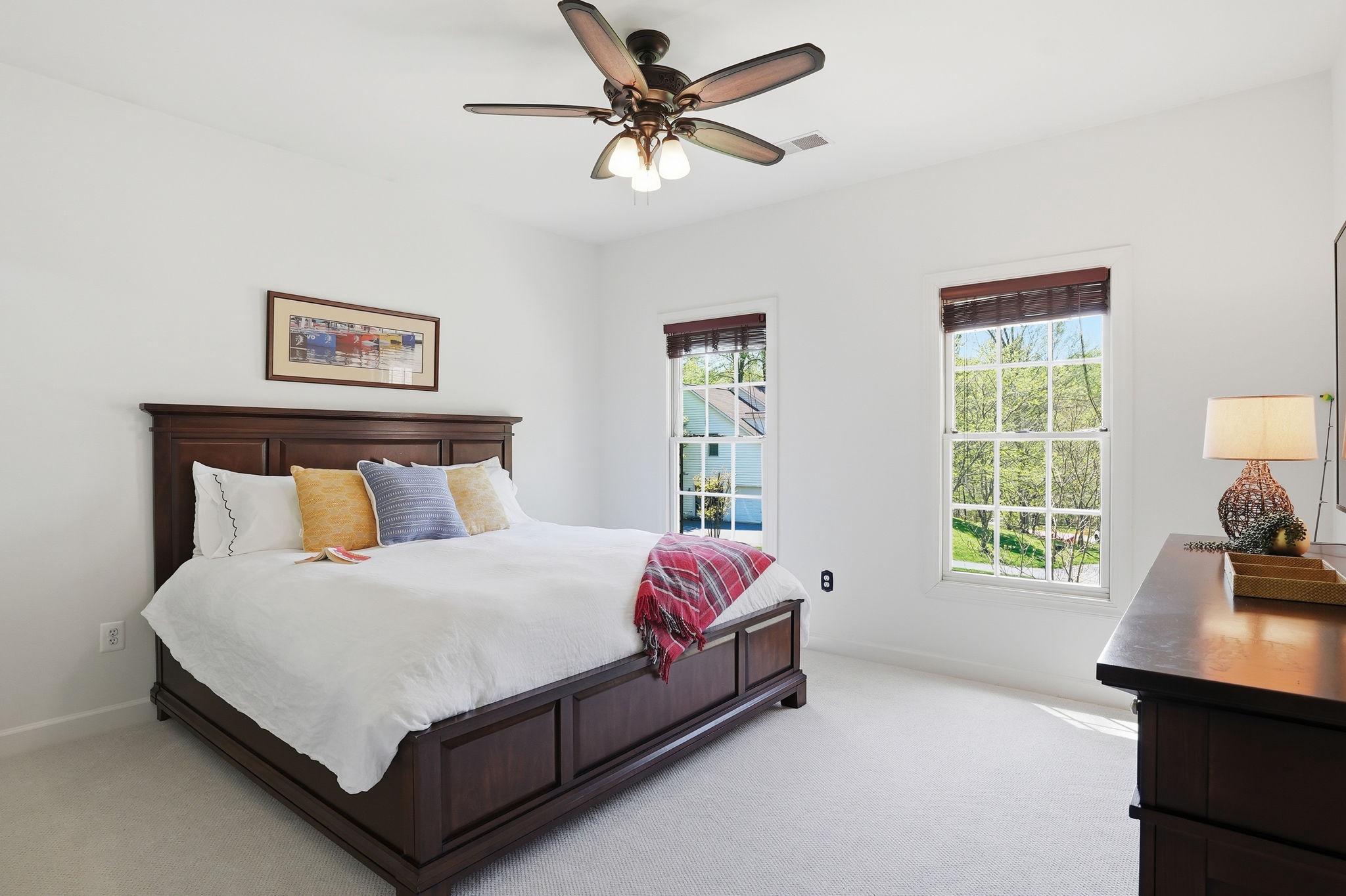 SOUTH RIVER COLONY - Residential