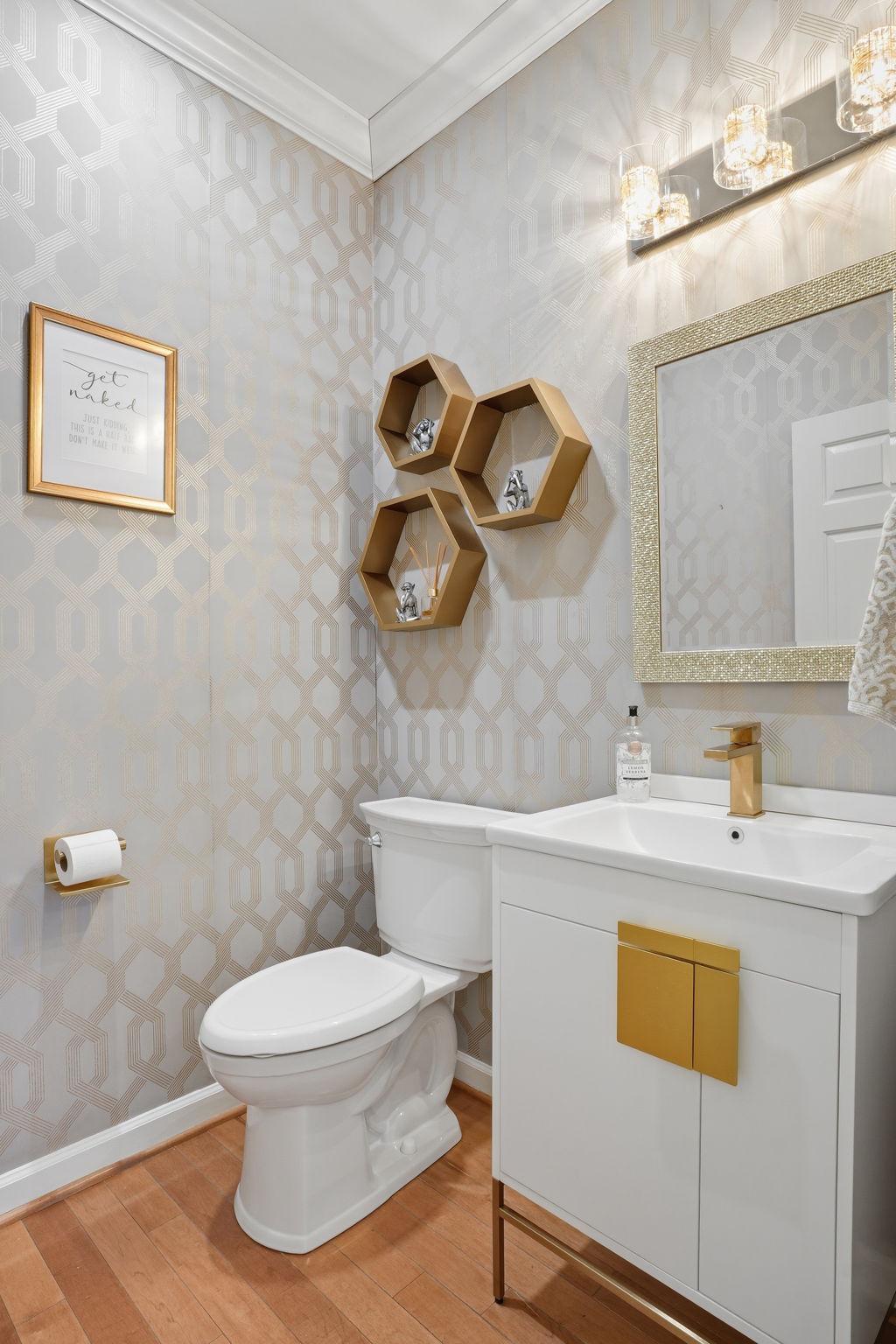 SOUTH RIVER COLONY - Residential