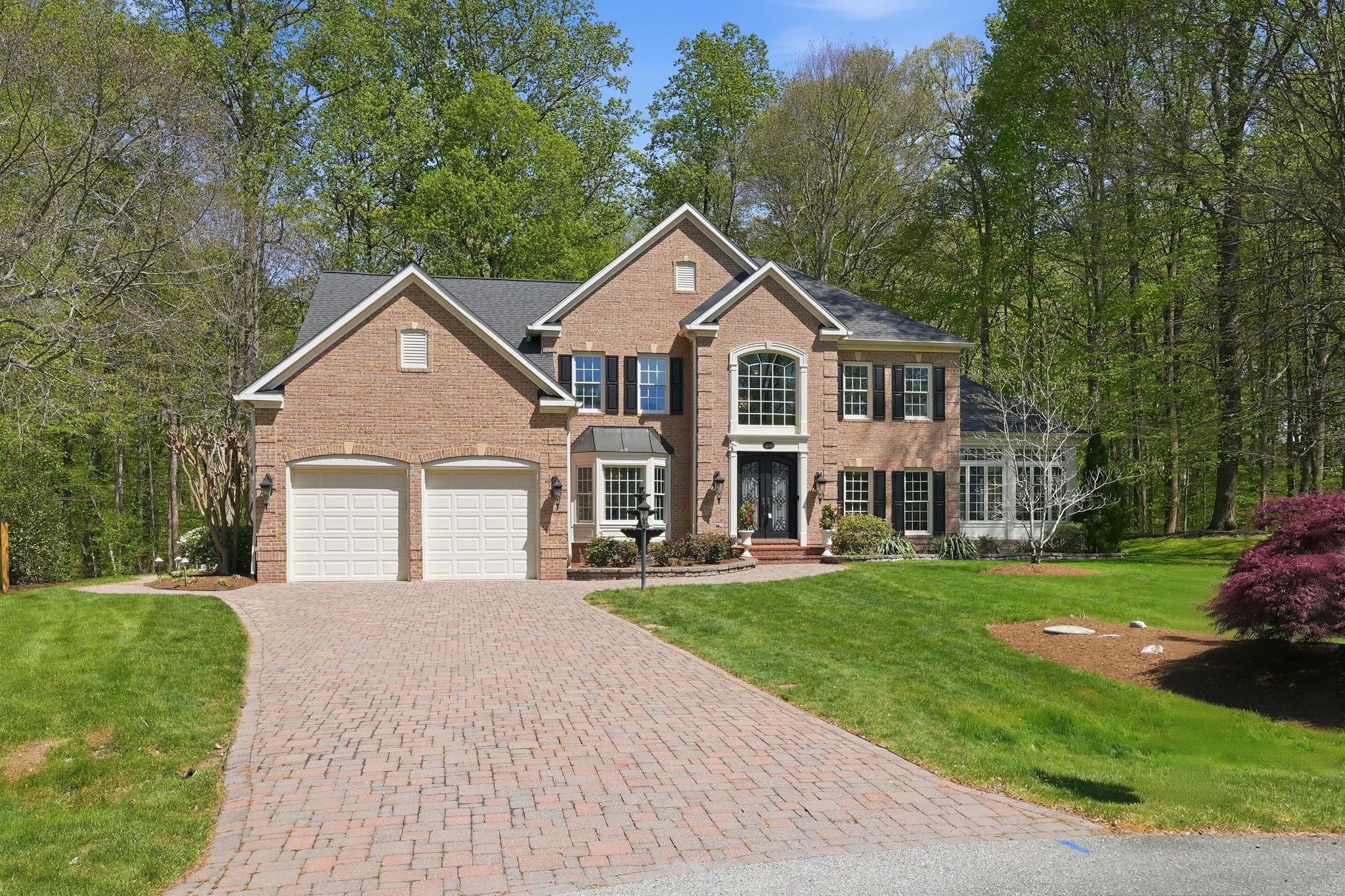 SOUTH RIVER COLONY - Residential