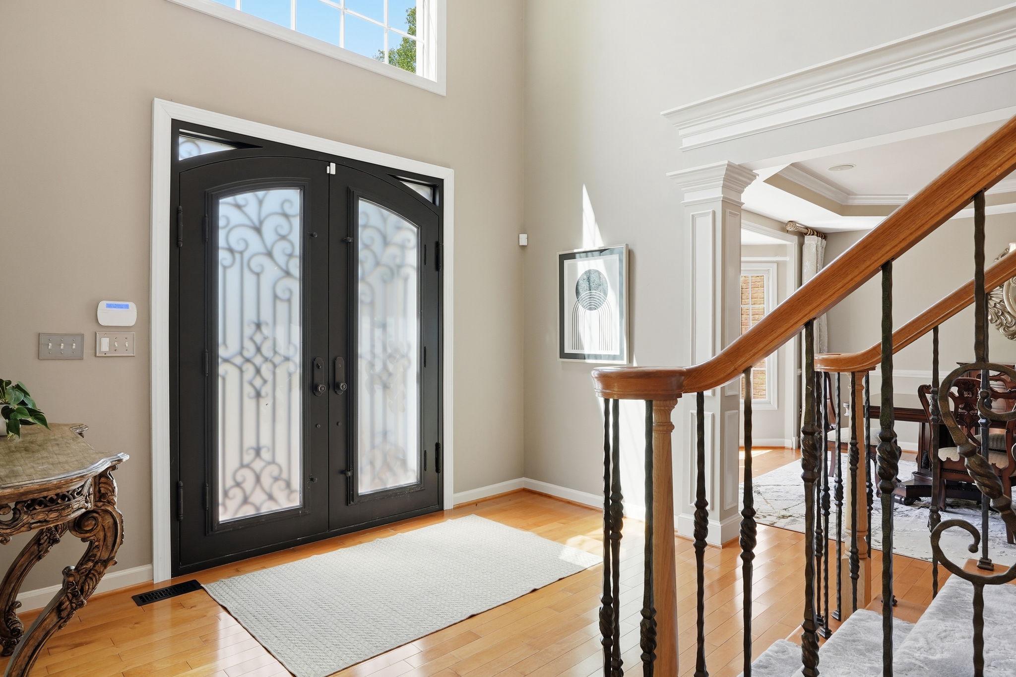 SOUTH RIVER COLONY - Residential