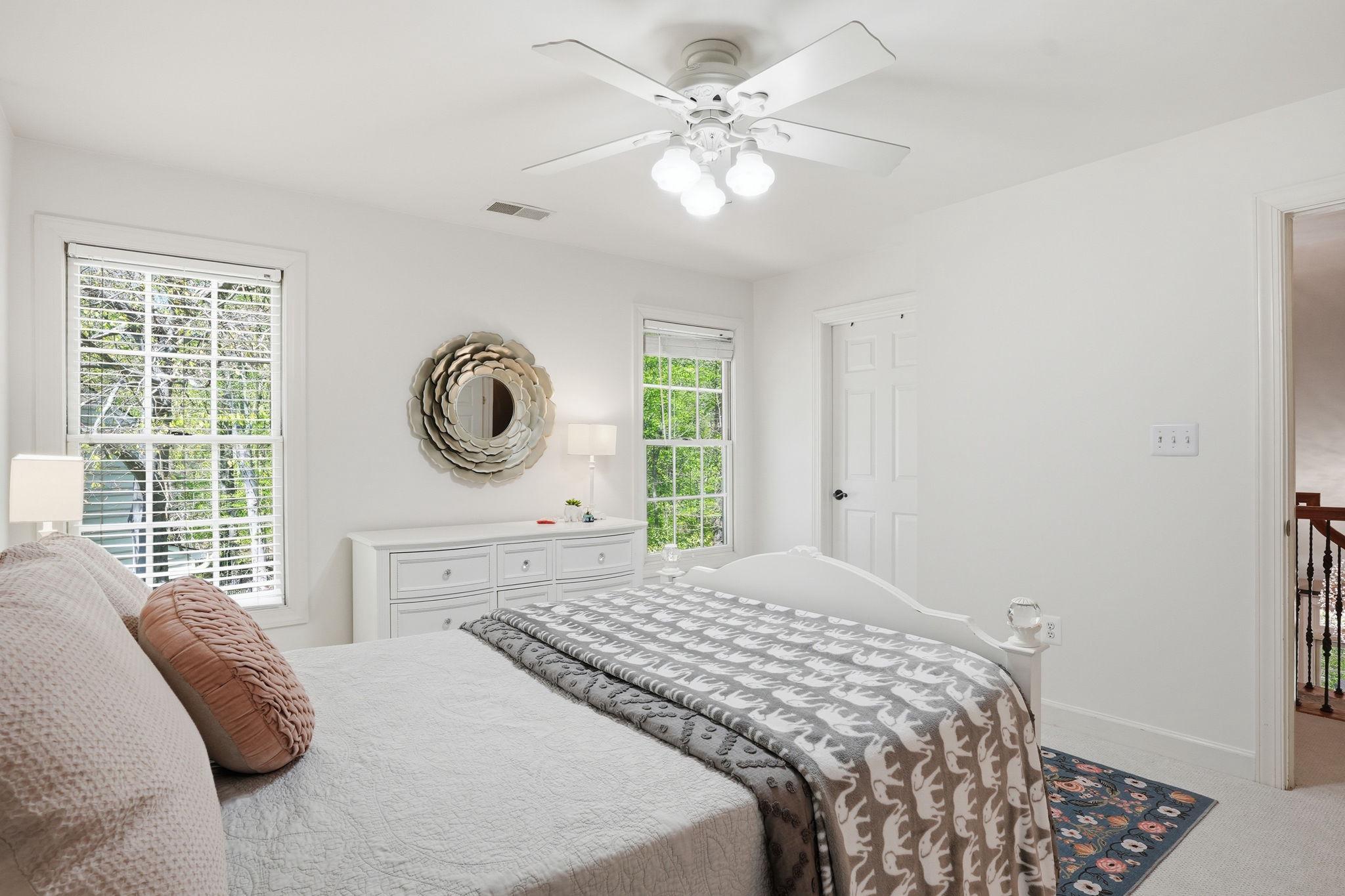 SOUTH RIVER COLONY - Residential