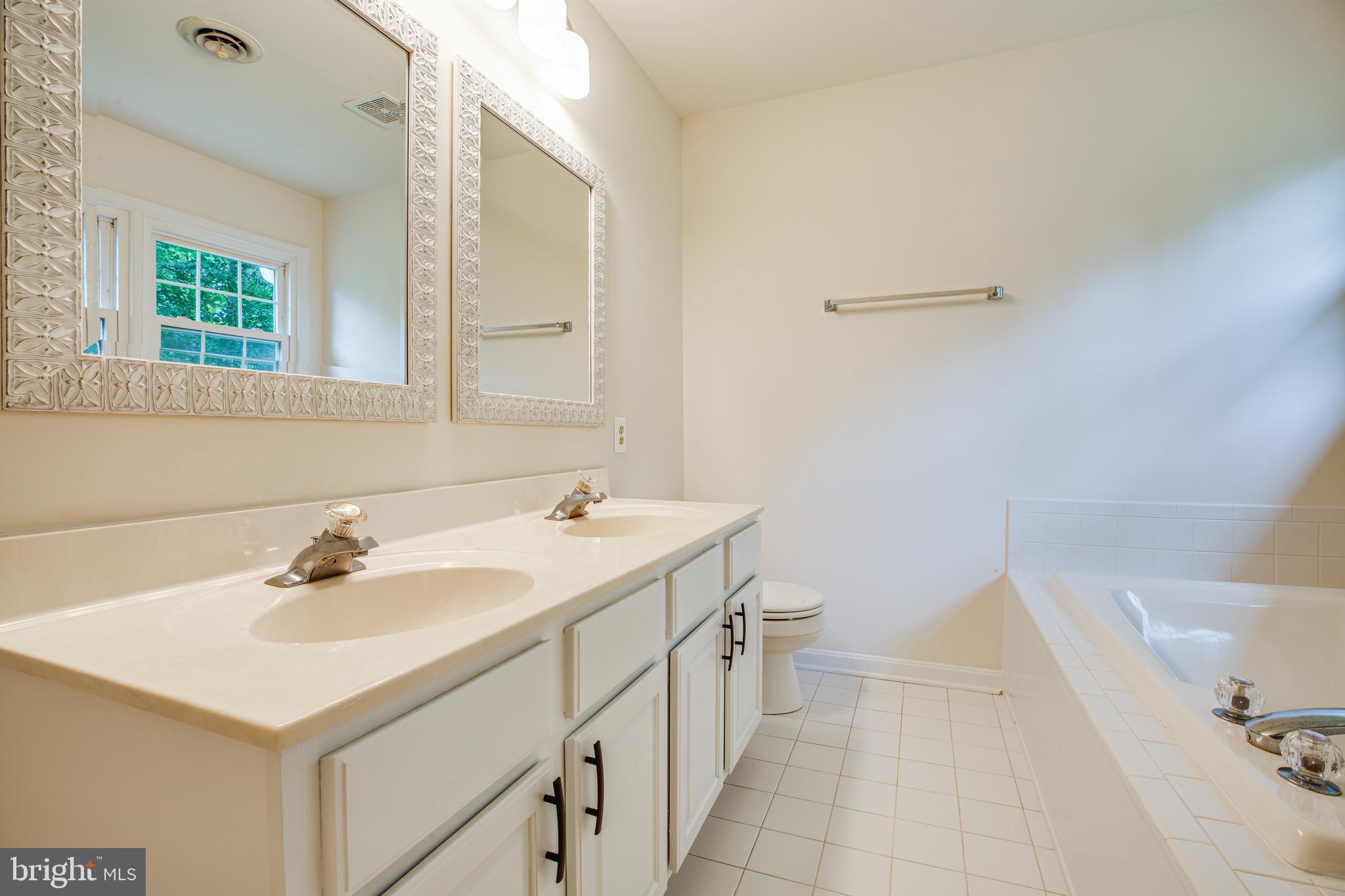 PEPPERMILL ESTATES - Residential