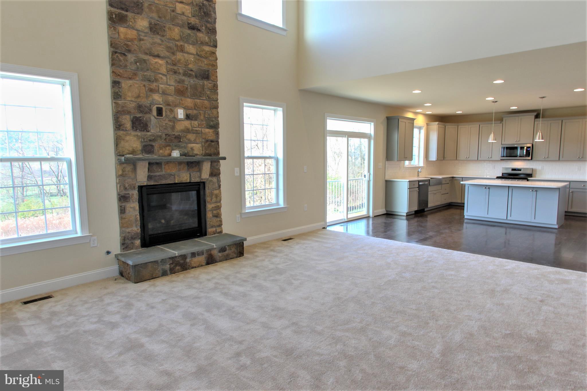 ASPEN GREENS - Residential