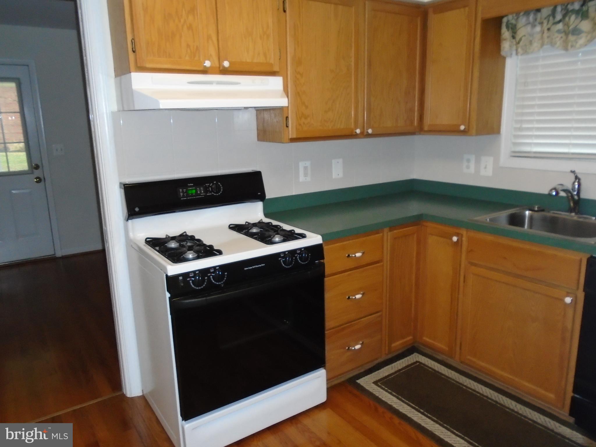 CLEMENS CROSSING - Residential Lease