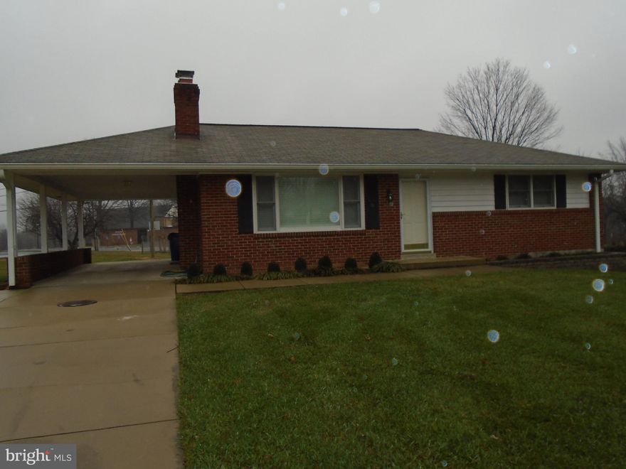 3 bedroom 2 bath home in Columbia. Lovely hardwood floors. Carport. Spacious yard with lawn maintenance included. Pets considered. No smoking