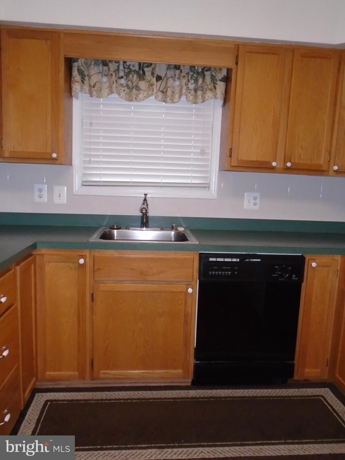 CLEMENS CROSSING - Residential Lease