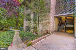111D CROSS KEYS ROAD 111D