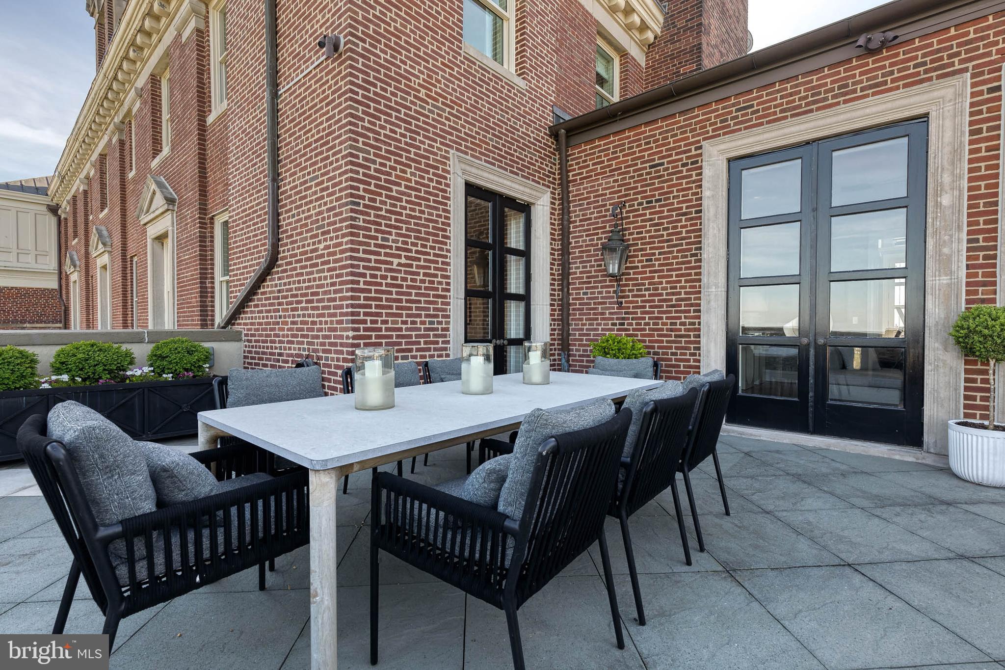 TUSCANY-CANTERBURY - Residential