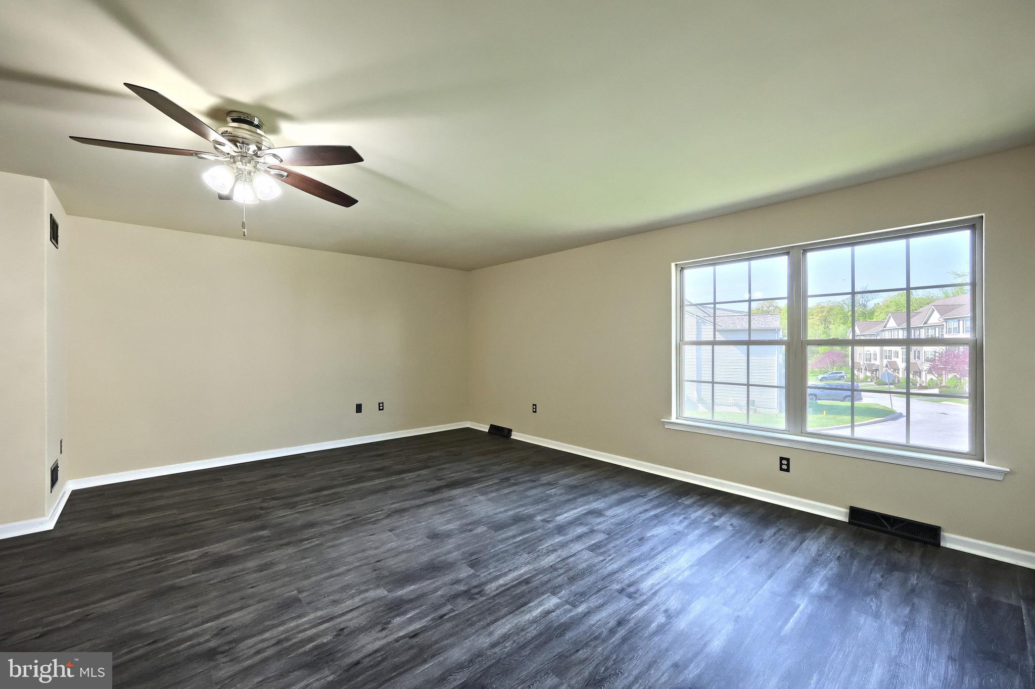 CARRINGTON CROSSING - Residential