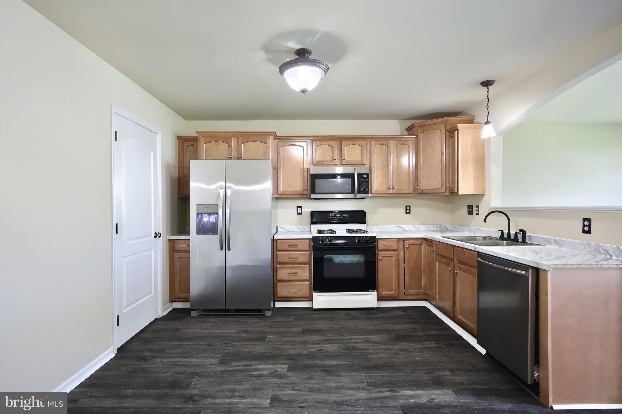 CARRINGTON CROSSING - Residential