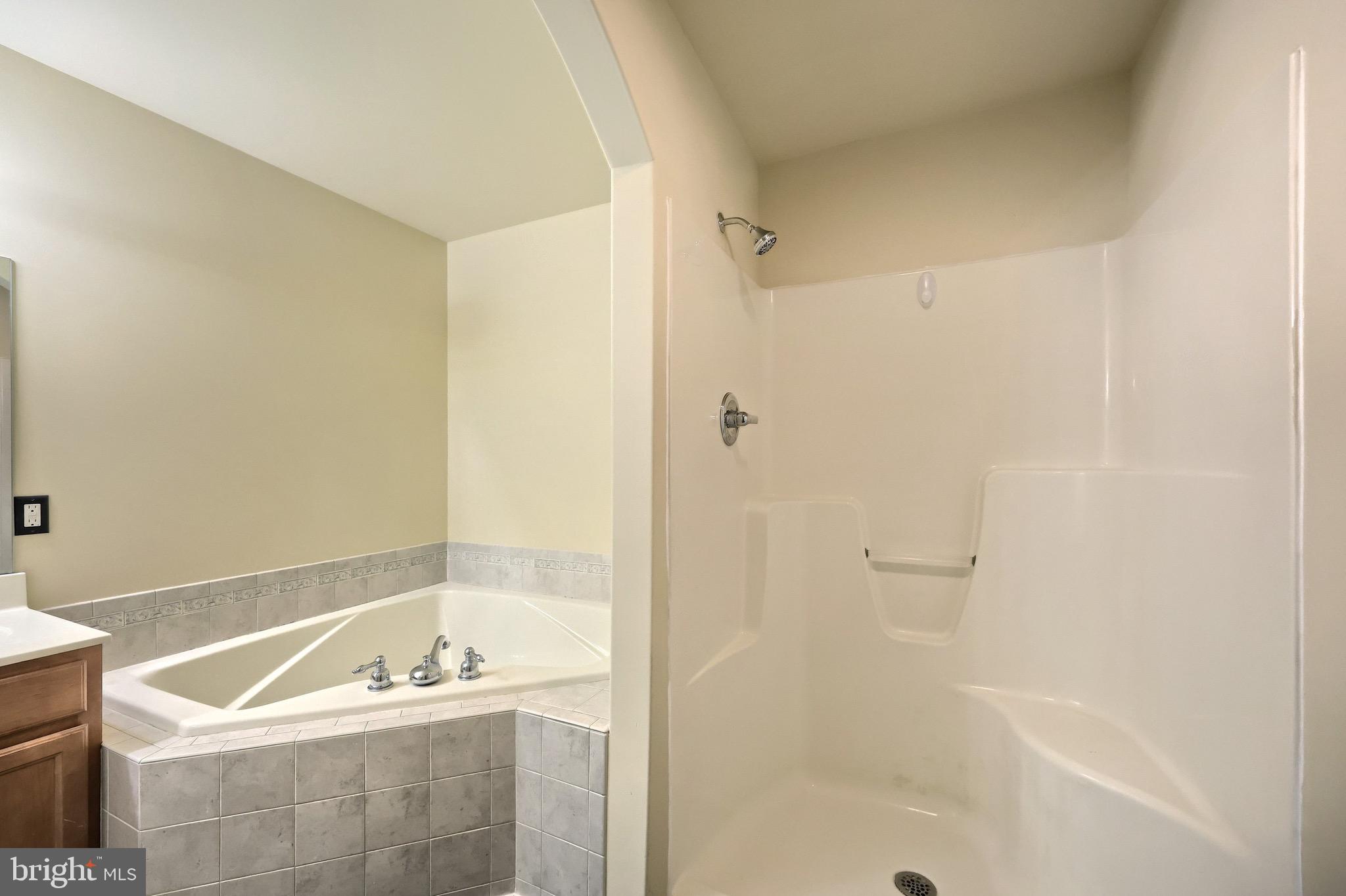 CARRINGTON CROSSING - Residential