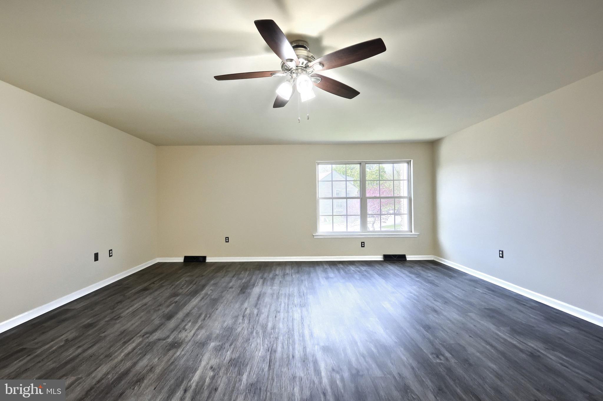 CARRINGTON CROSSING - Residential