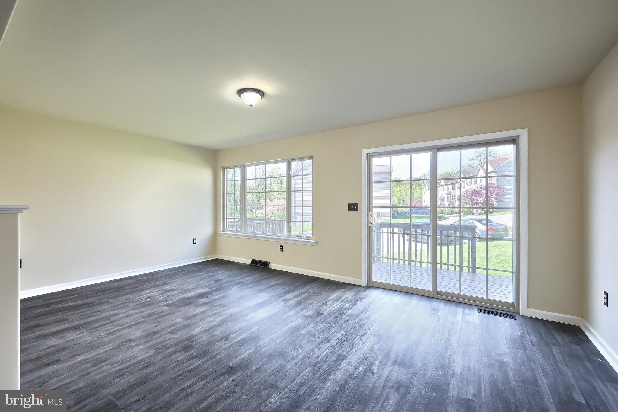 CARRINGTON CROSSING - Residential