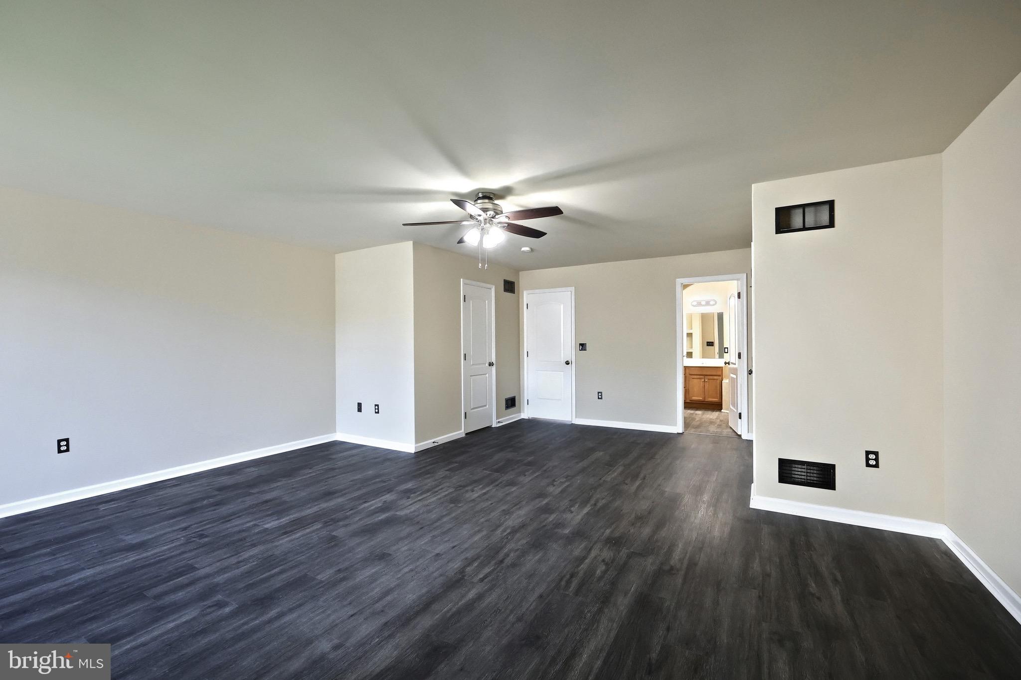 CARRINGTON CROSSING - Residential