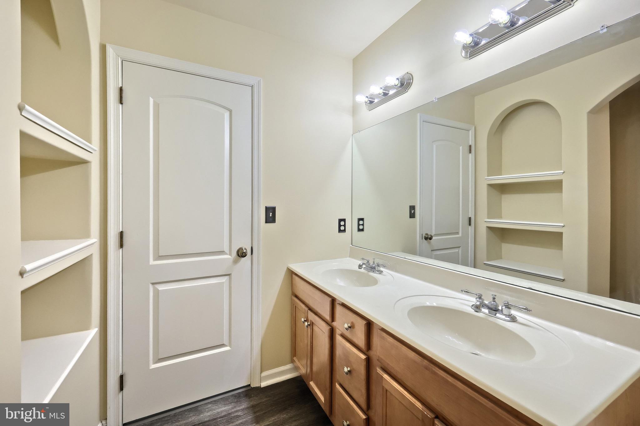 CARRINGTON CROSSING - Residential