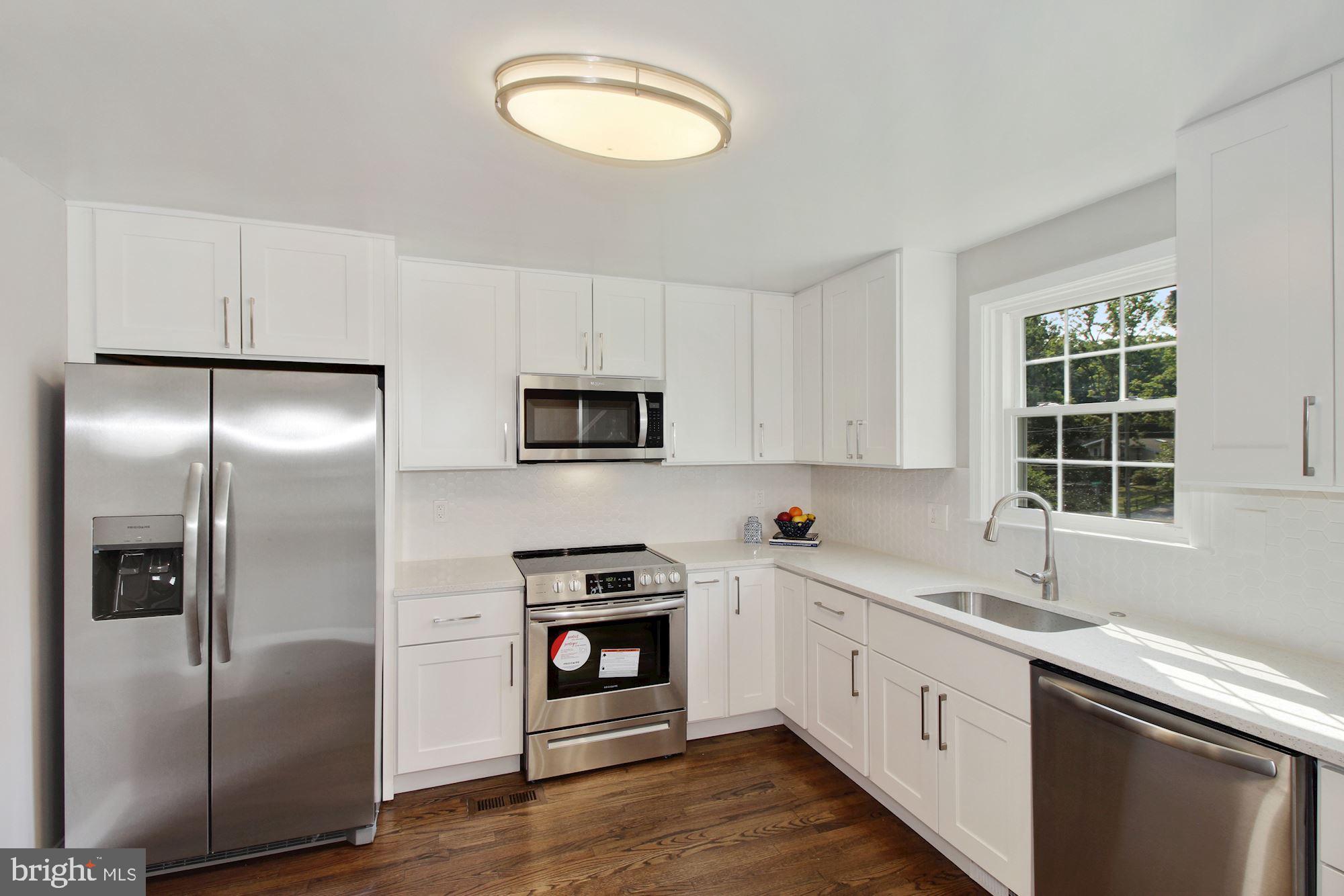 STONELEIGH - Residential