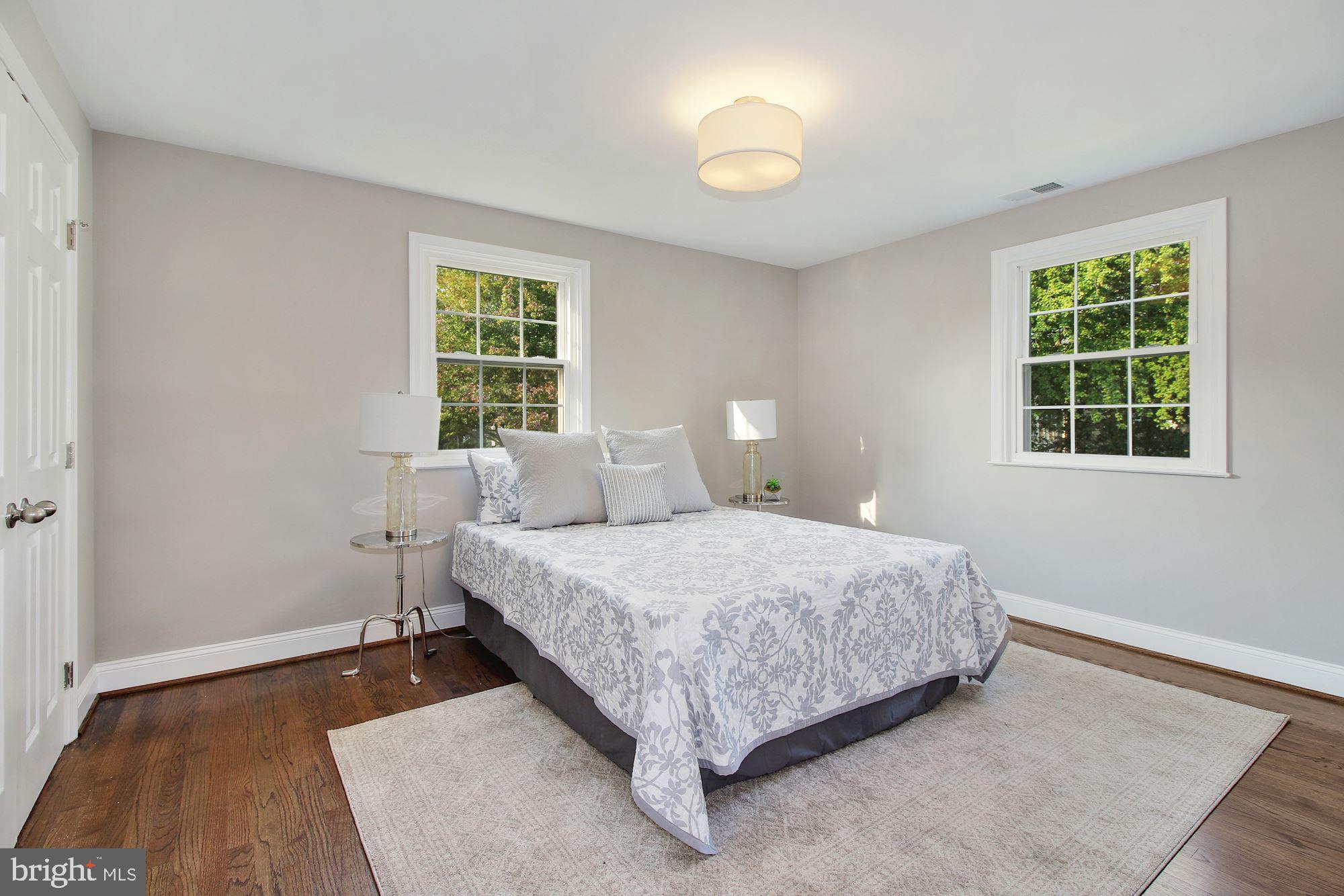 STONELEIGH - Residential