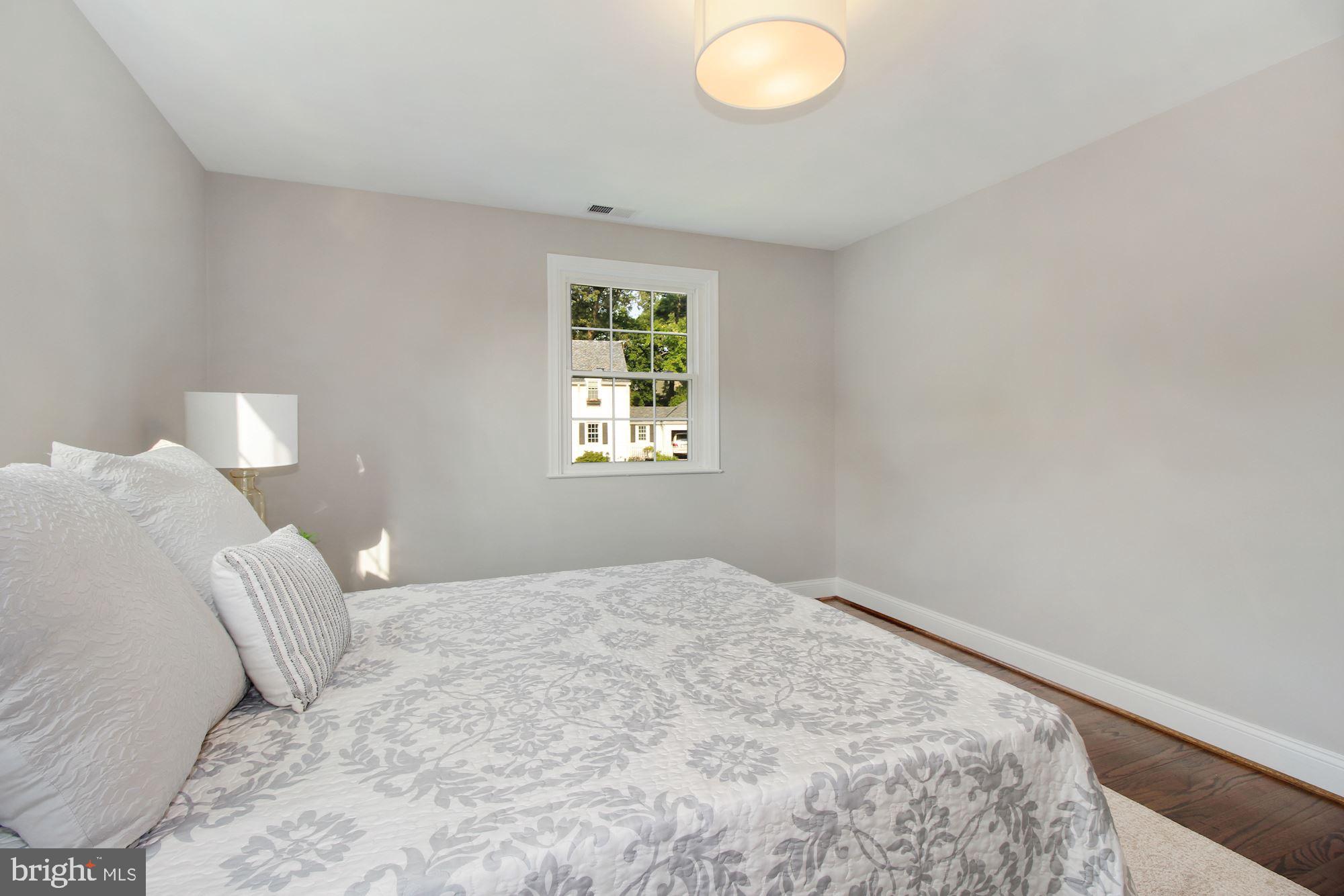 STONELEIGH - Residential