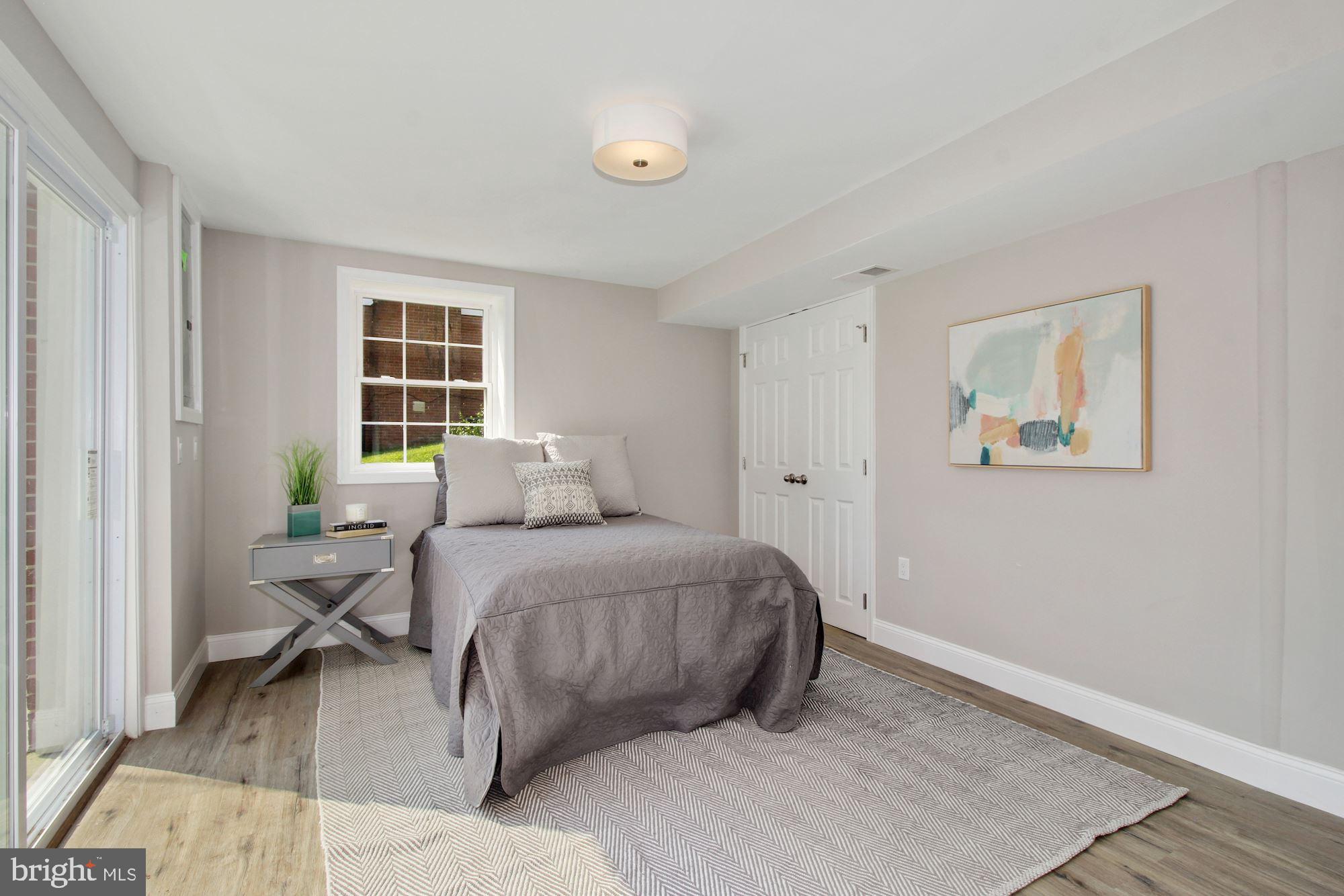 STONELEIGH - Residential