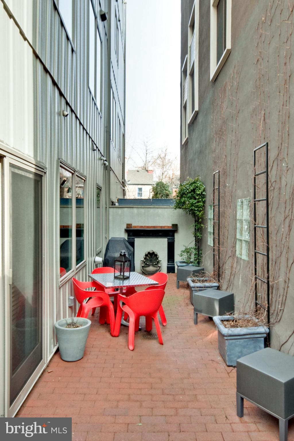 WASHINGTON SQ WEST - Residential