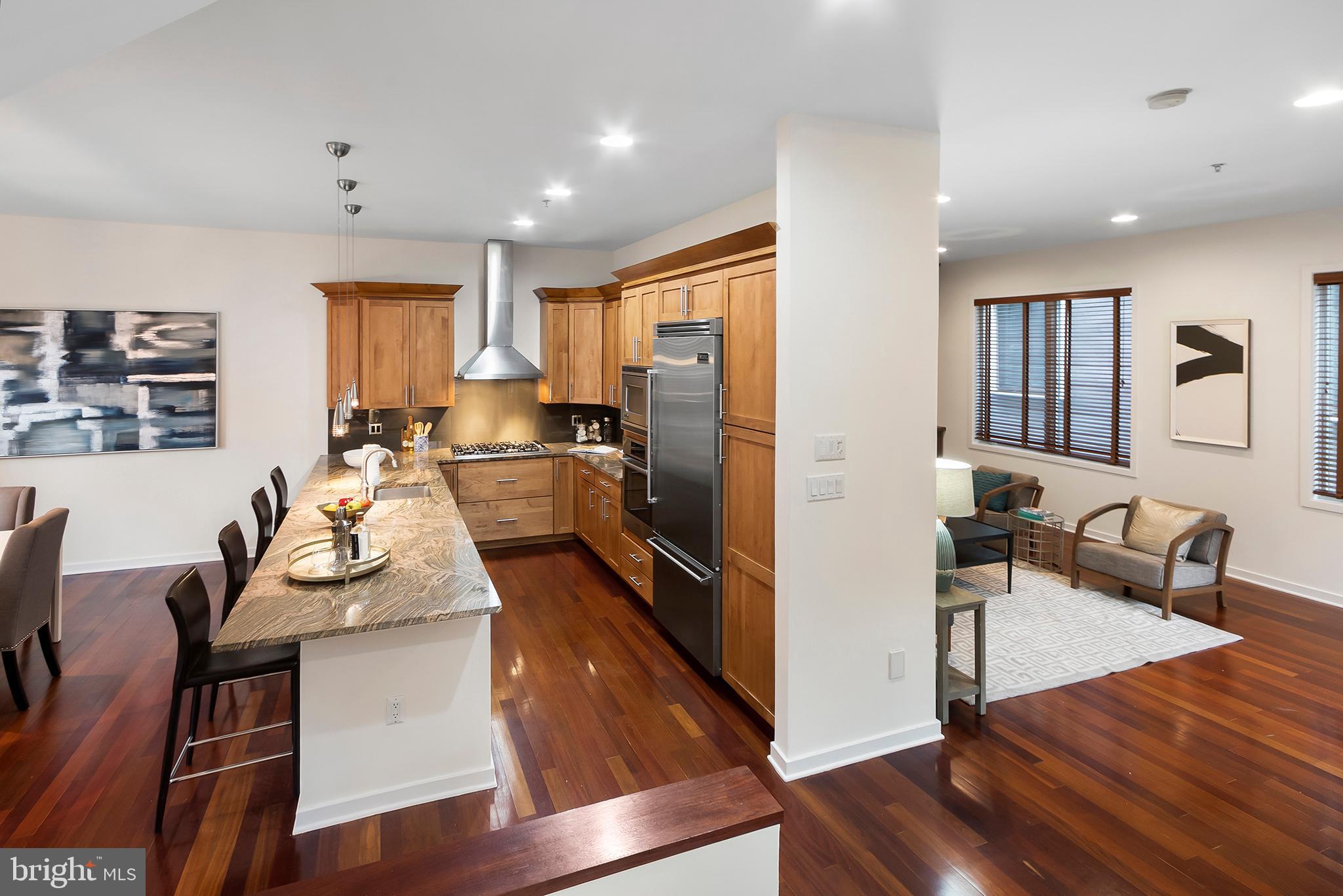 WASHINGTON SQ WEST - Residential